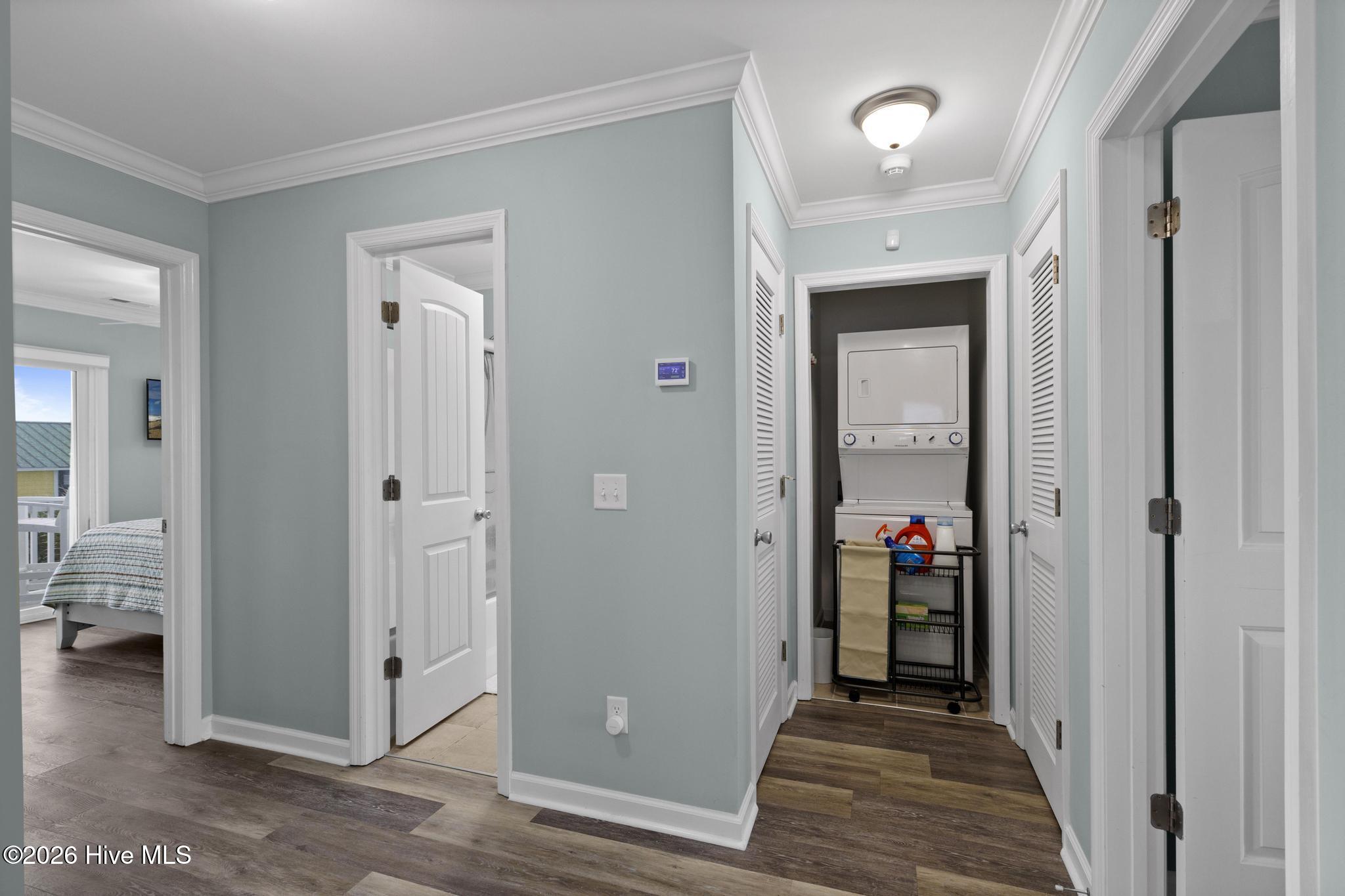 100553313 | Photo 35