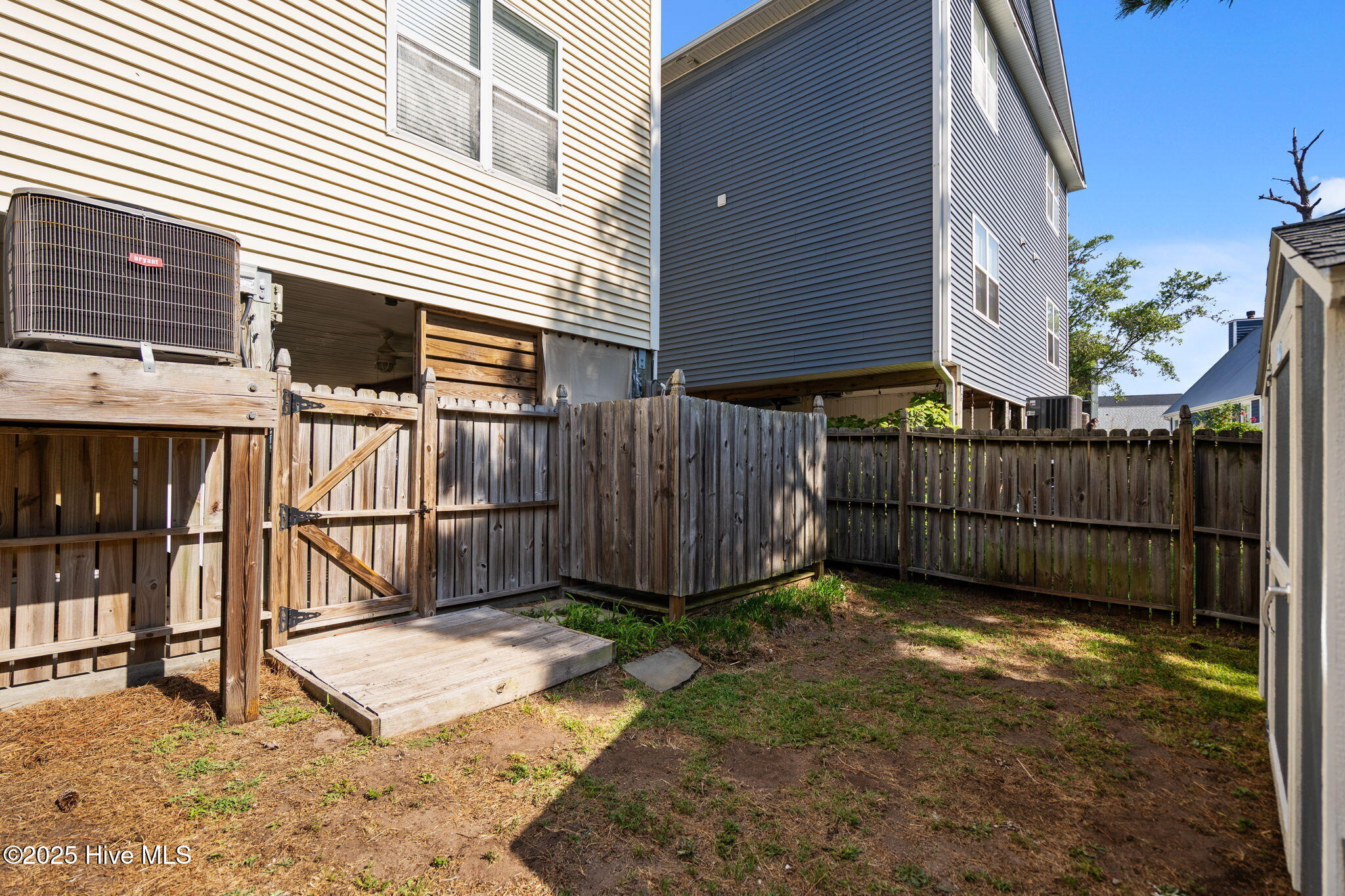 100522294 | Photo 37