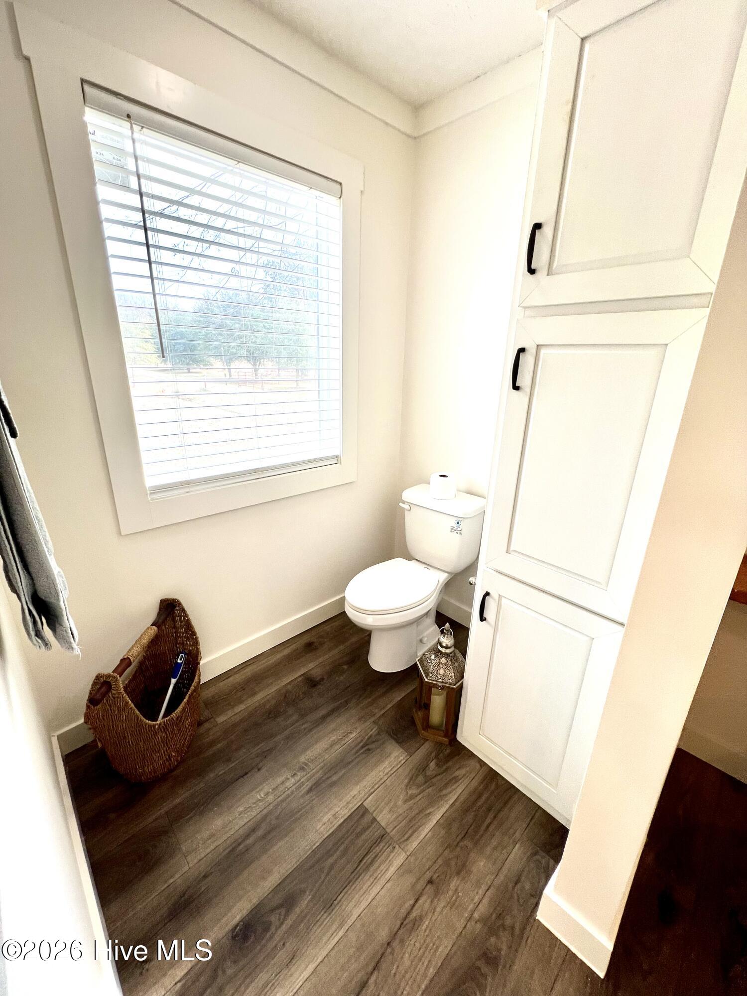 100558277 | Photo 21