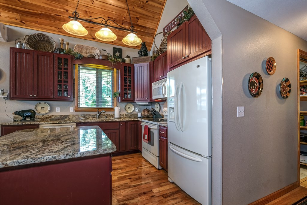 Exterior photo of 78 Hawk Nest Place, Murphy, NC 28906. MLS: 98544085