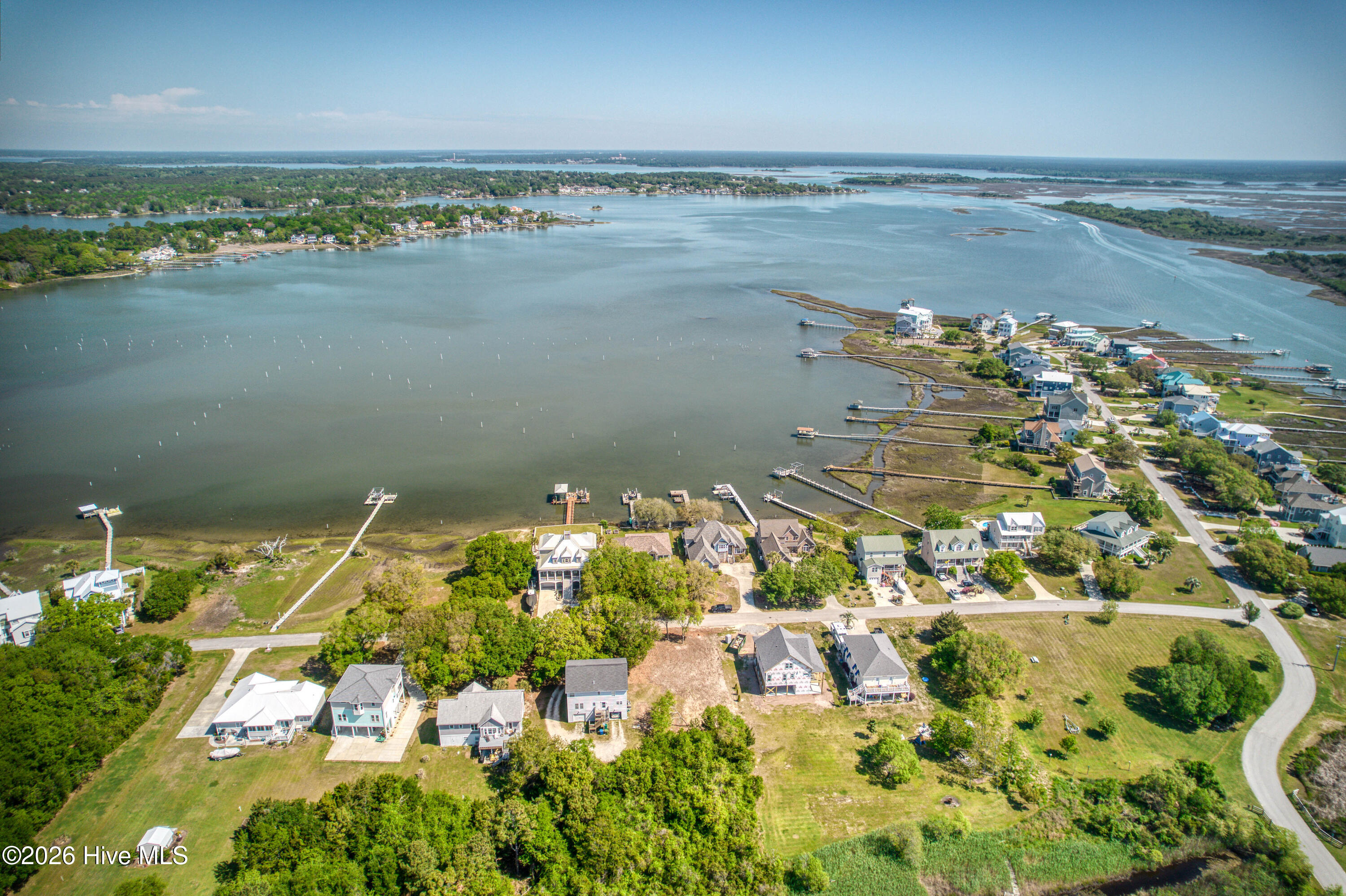 100567917 | Photo 14