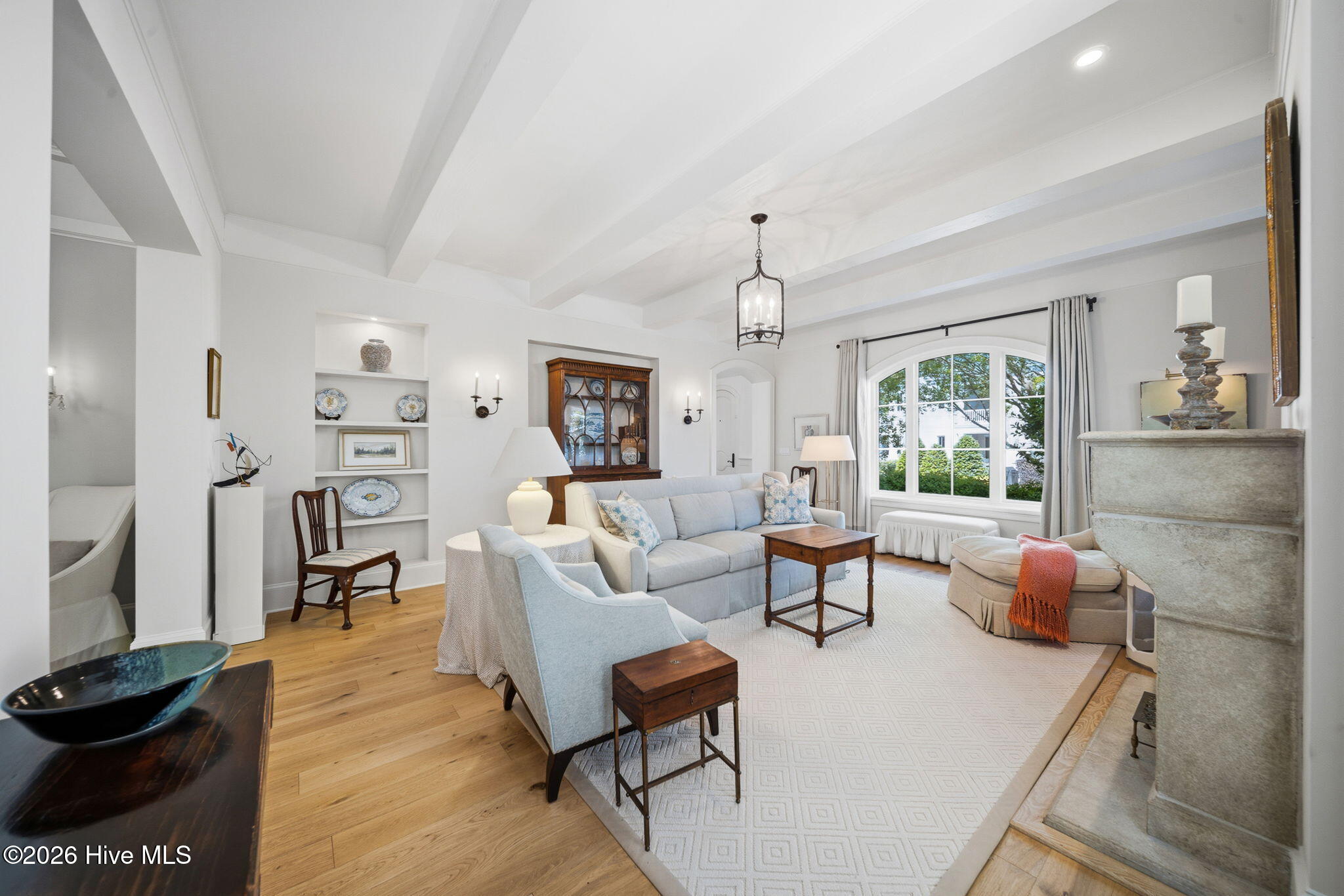 100570583 | Photo 10