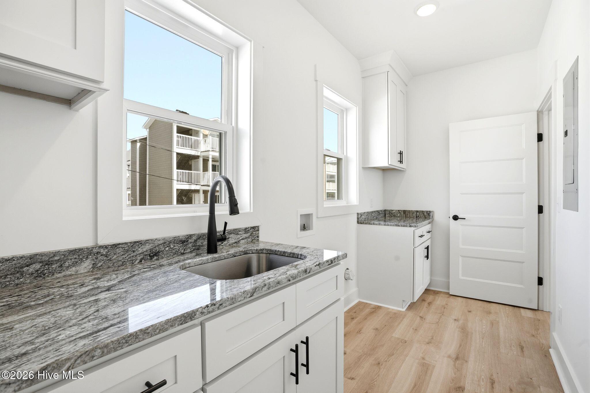 100561284 | Photo 20