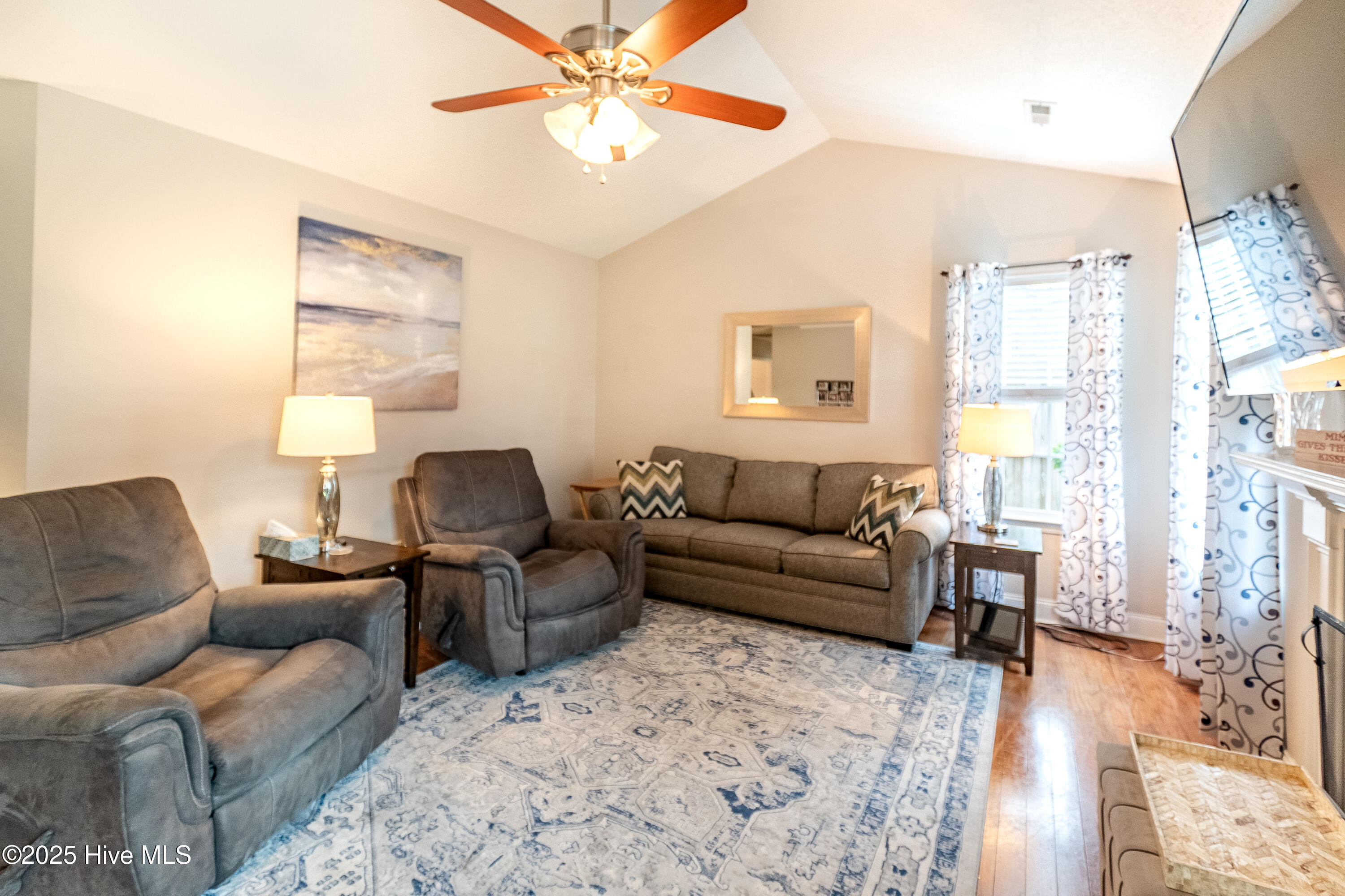 100531155 | Photo 20