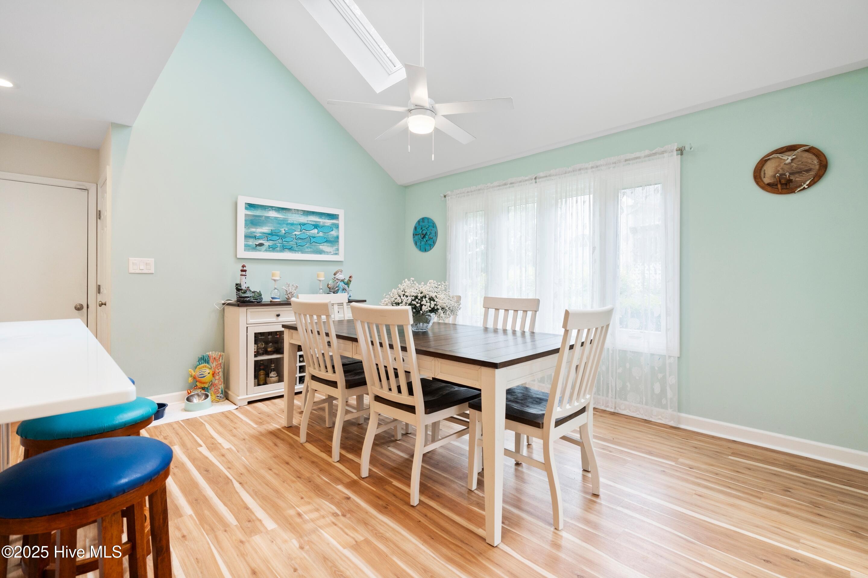 100517106 | Photo 20