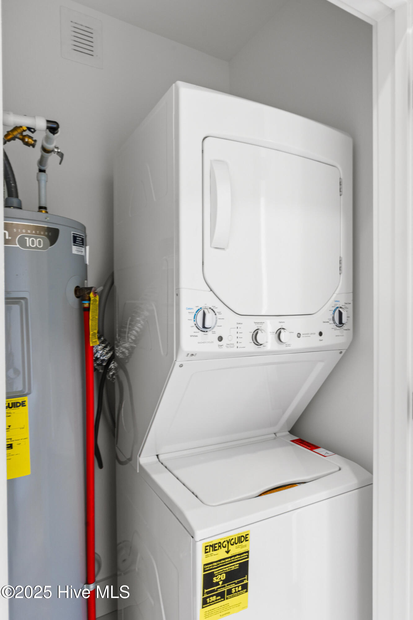 100510467 | Photo 22