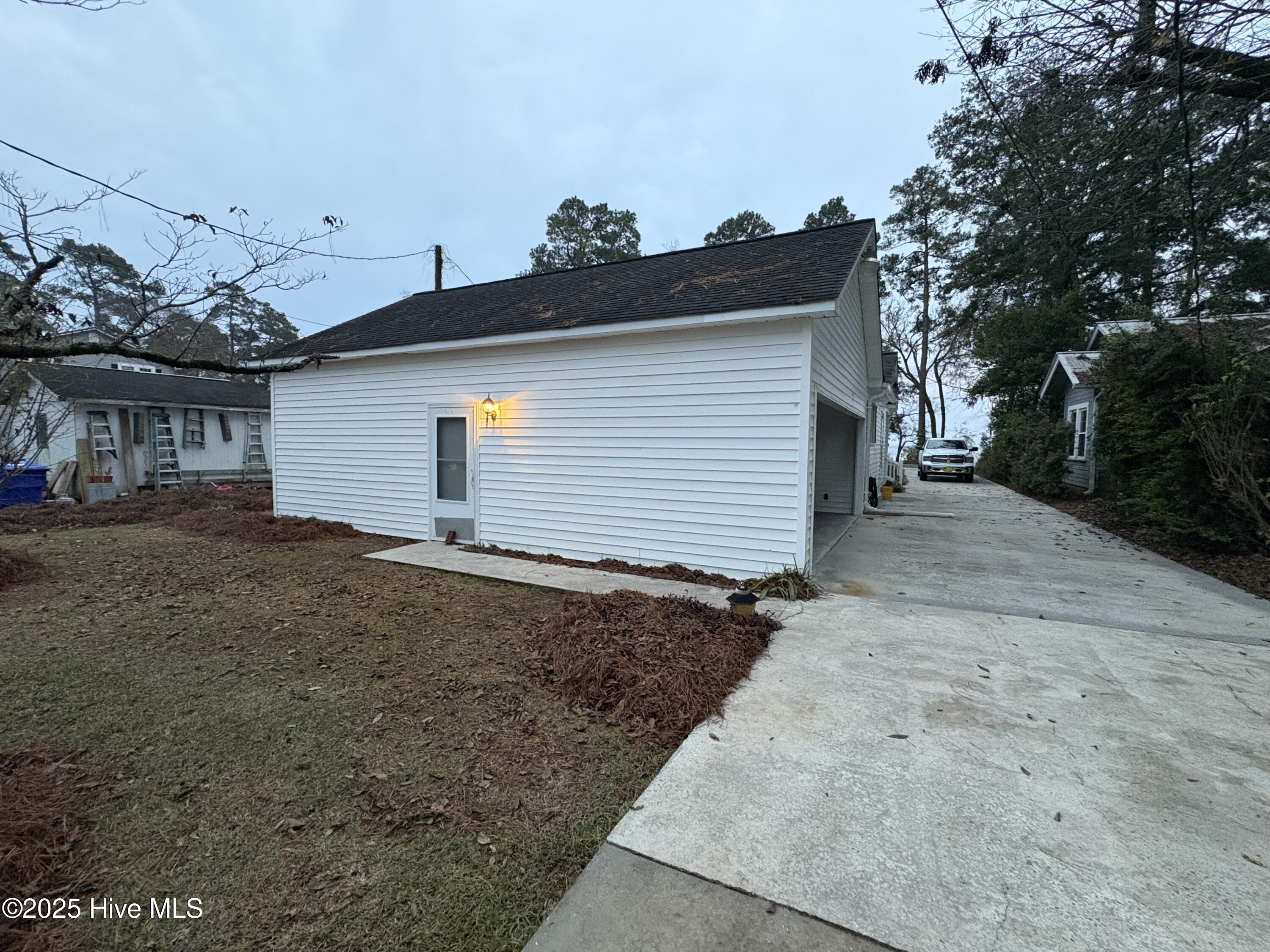 100544908 | Photo 22