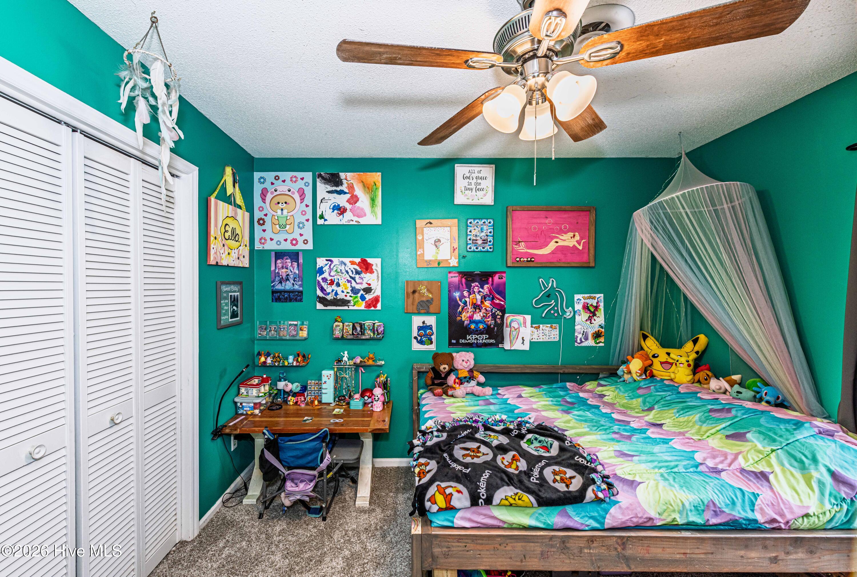 100569074 | Photo 47