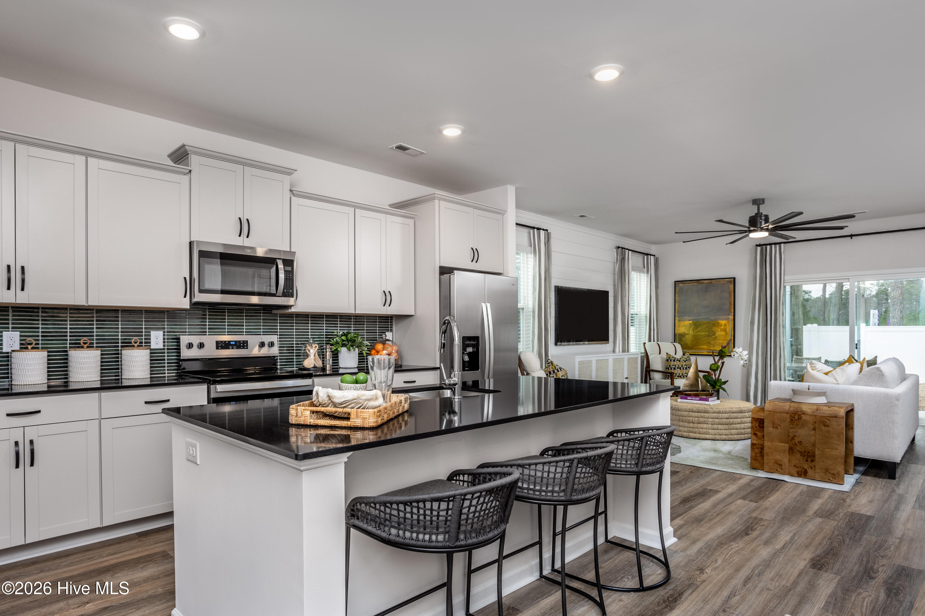 100547505 | Photo 15