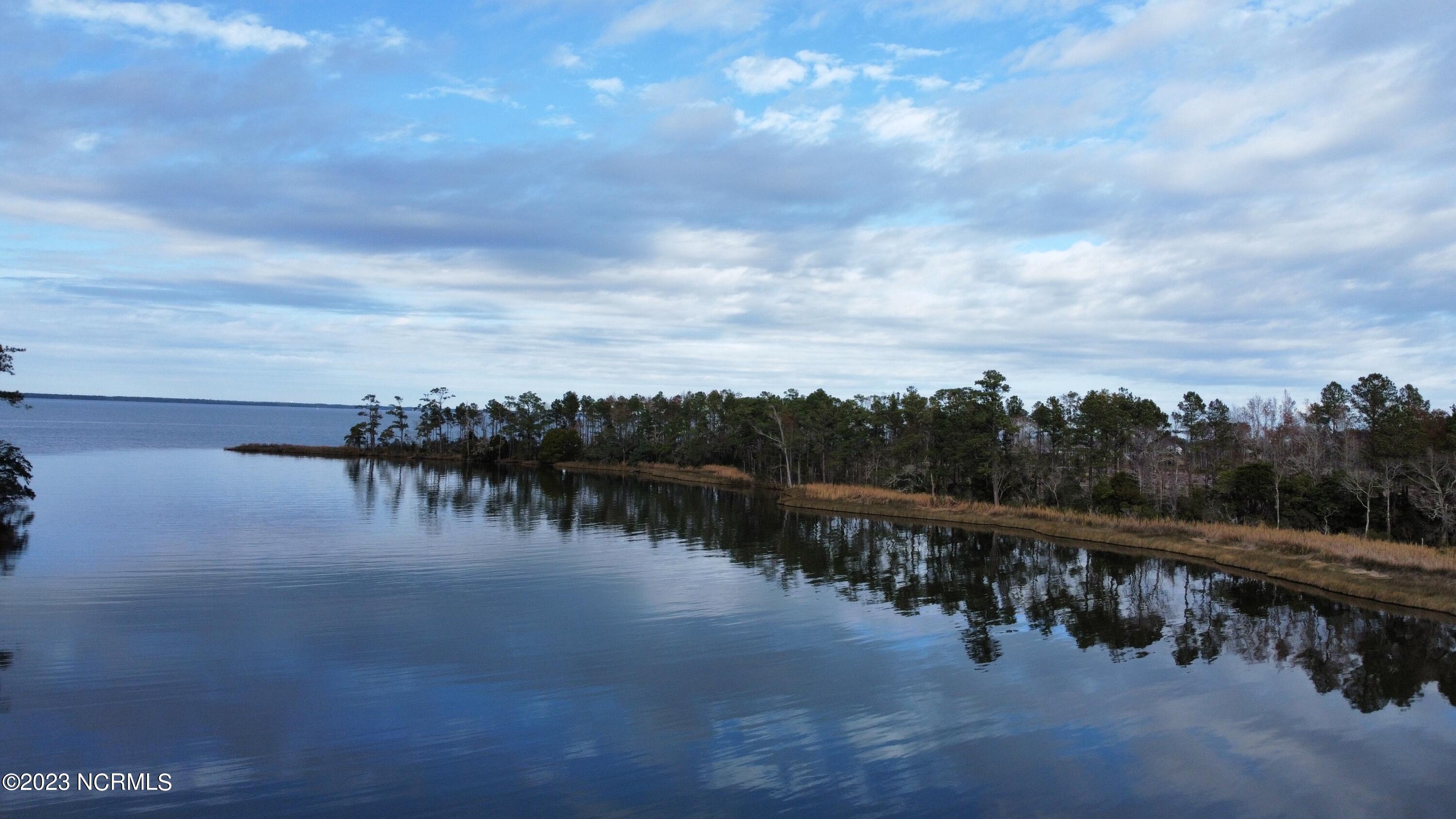 330, 211 Garbacon Drive, Beaufort, NC, 28516