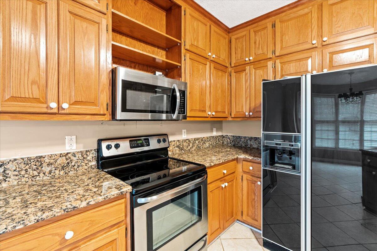 12-Kitchen