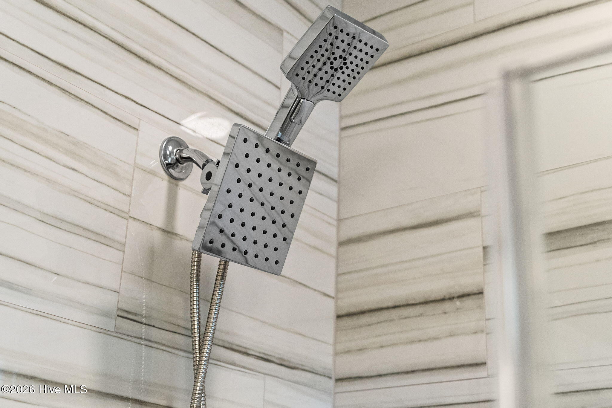 100537580 | Photo 20