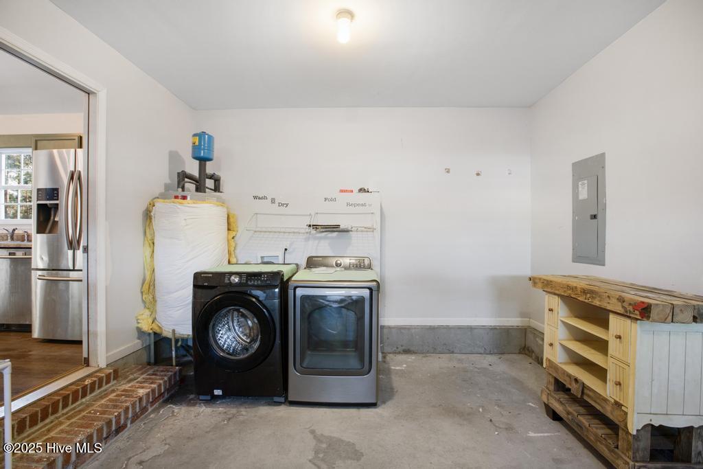 100551792 | Photo 21