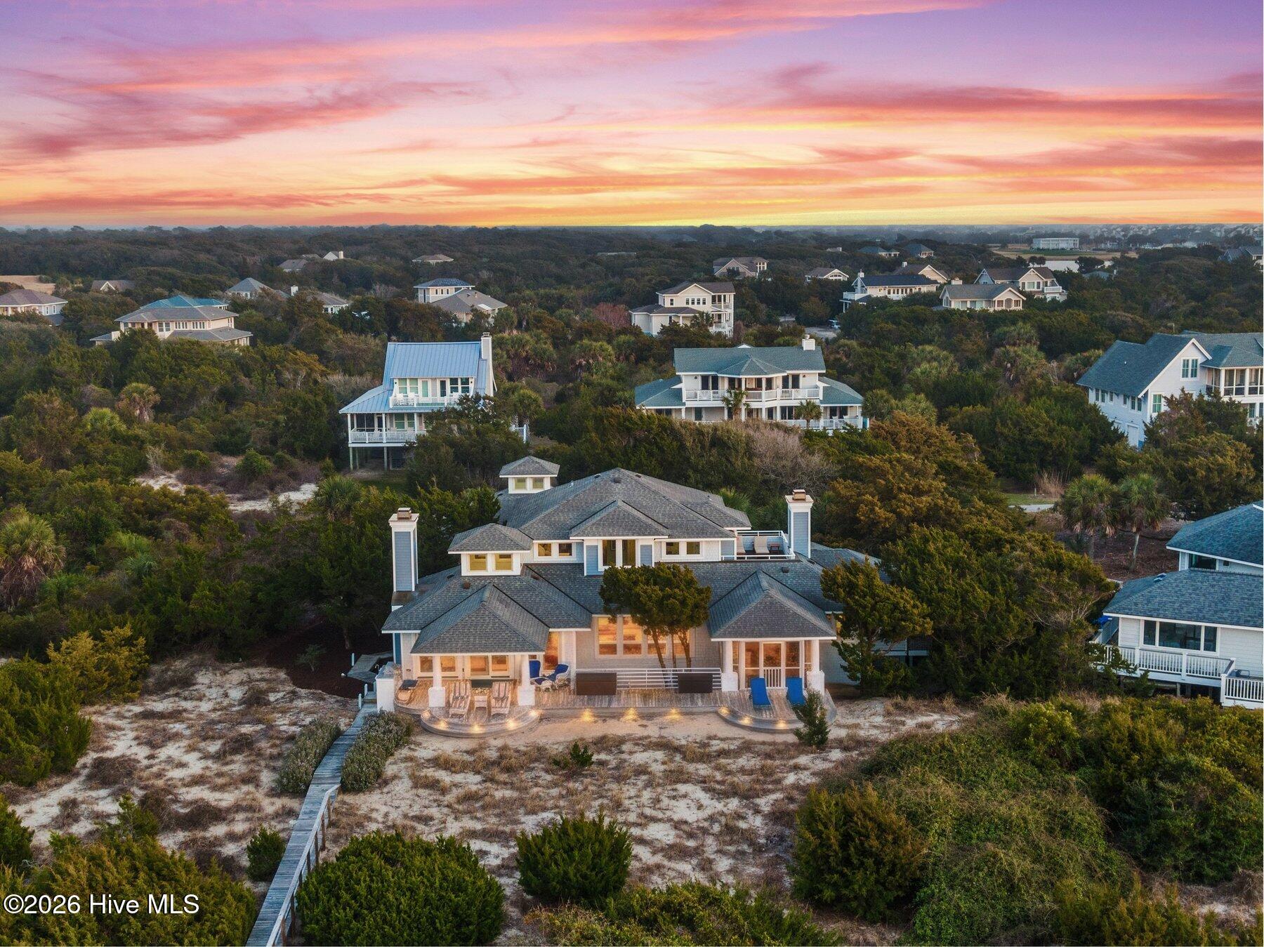 100558974 | Photo 57