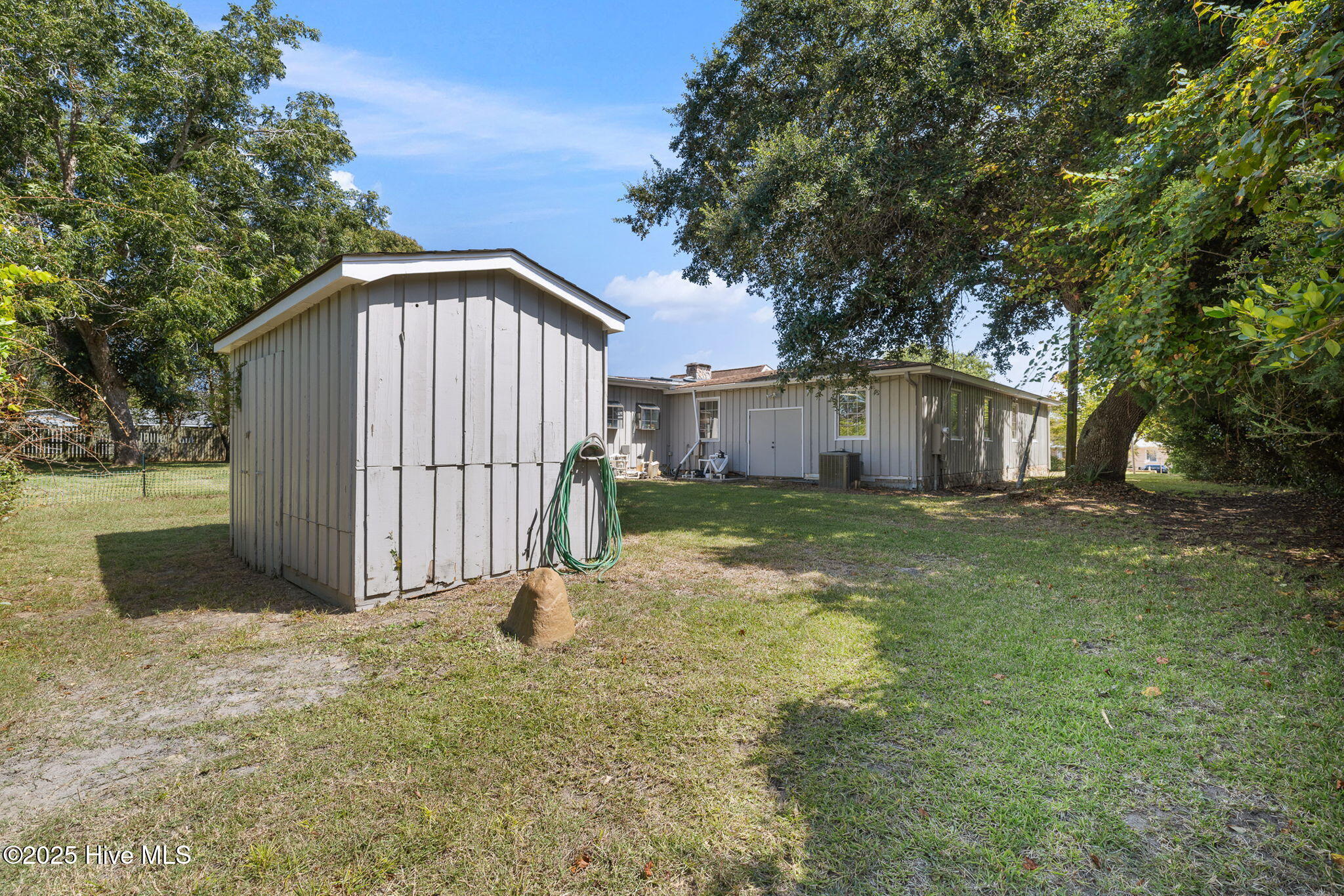 100531930 | Photo 69