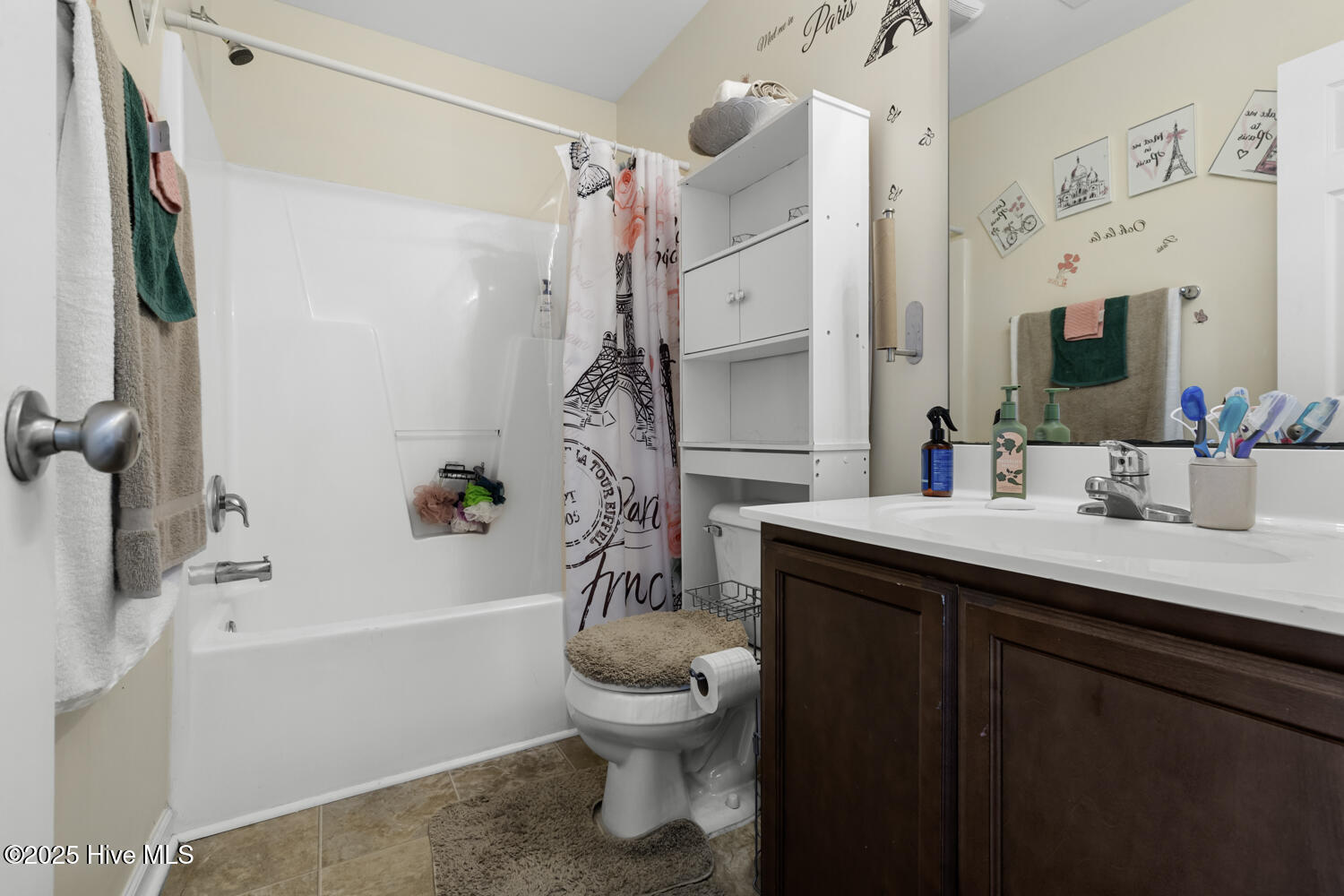 100530118 | Photo 15