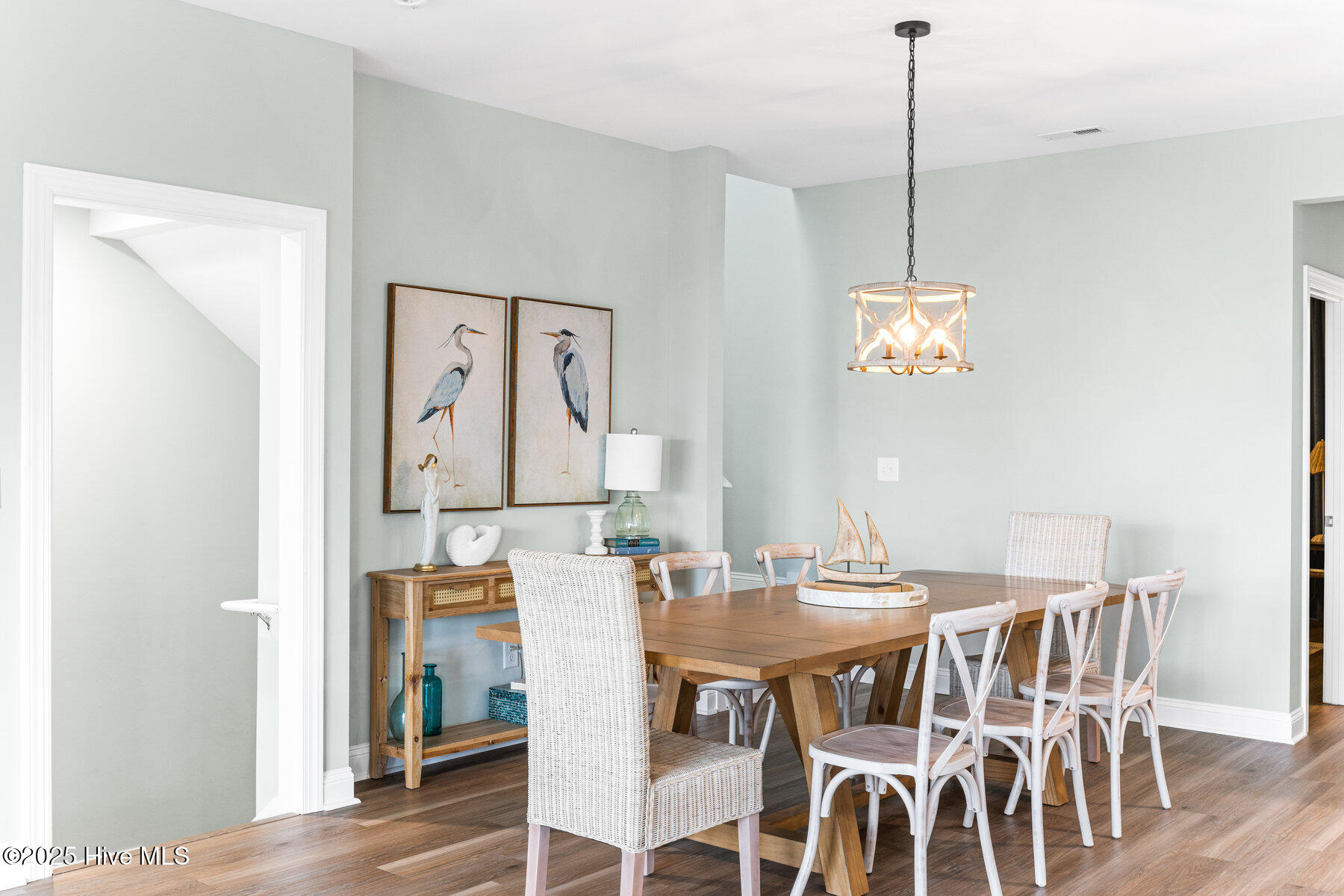 100552667 | Photo 19