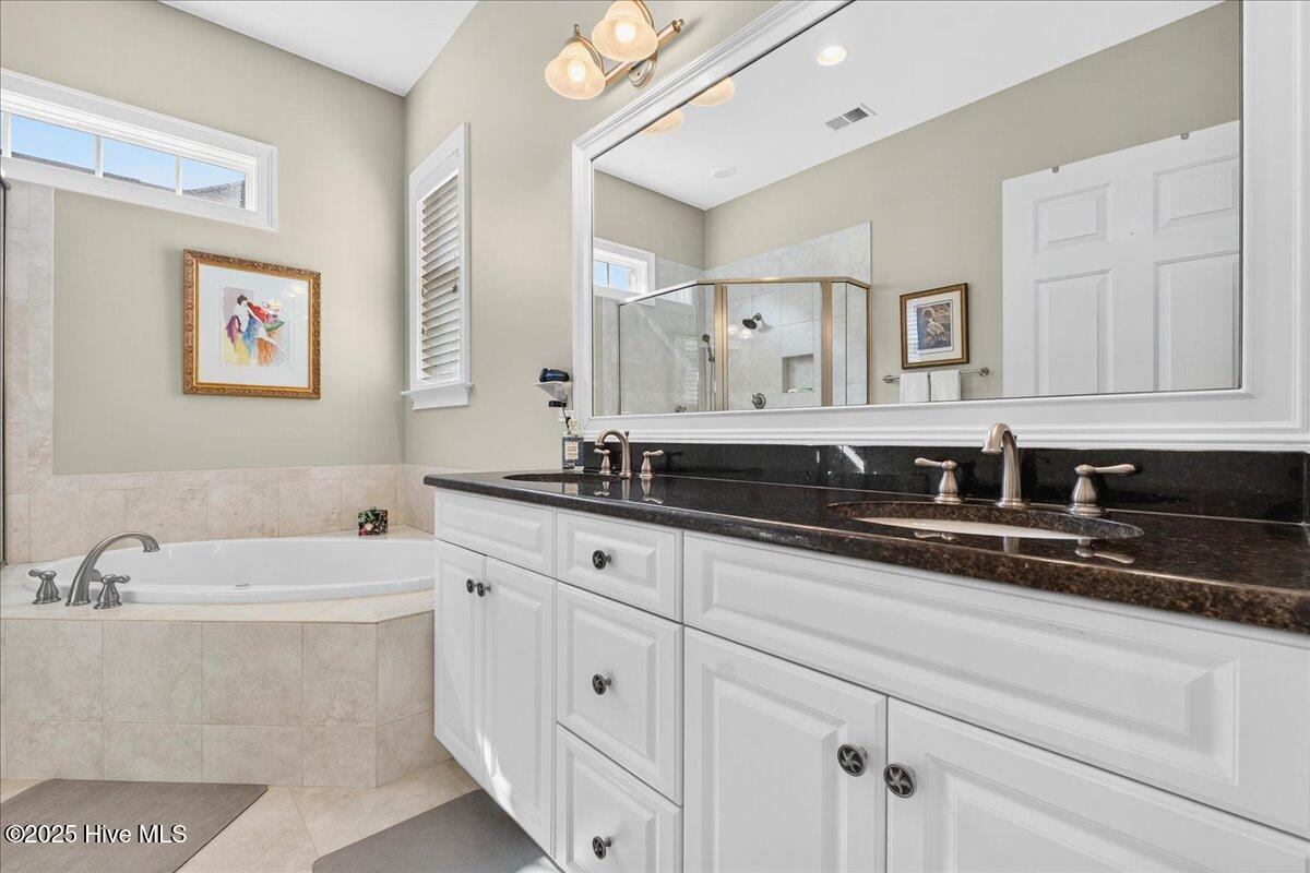 100540380 | Photo 34