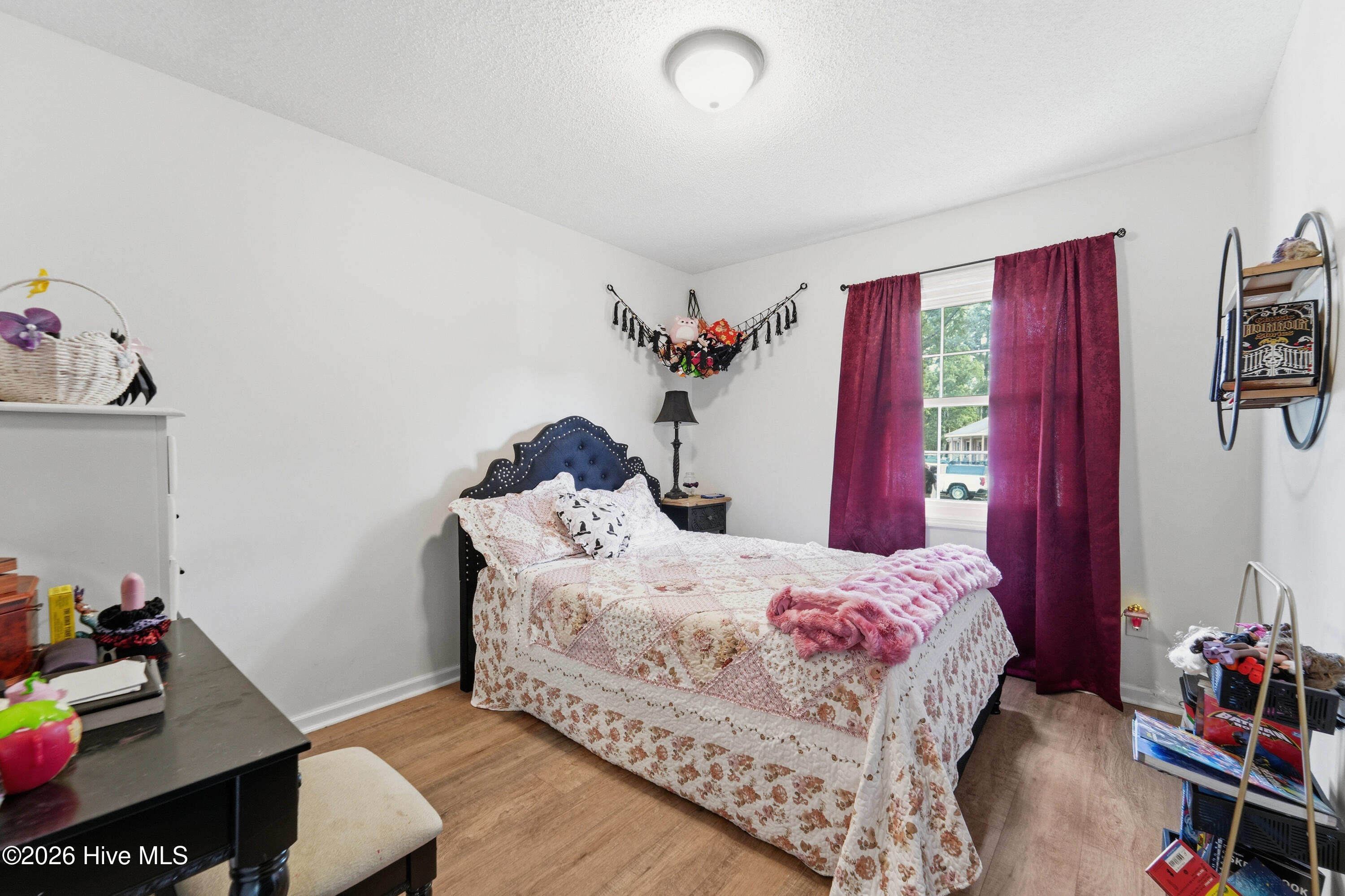 100573655 | Photo 48