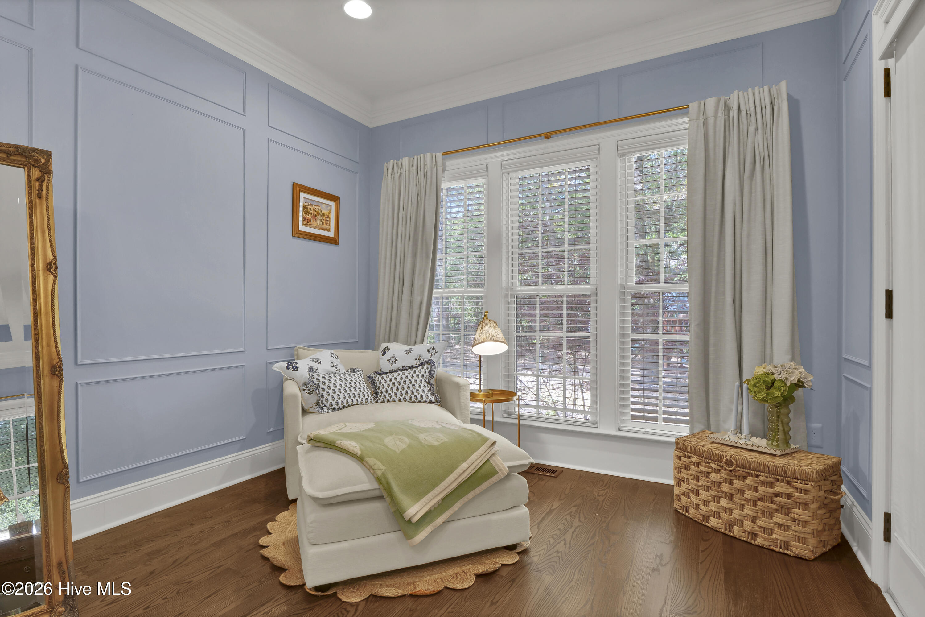 100563918 | Photo 24