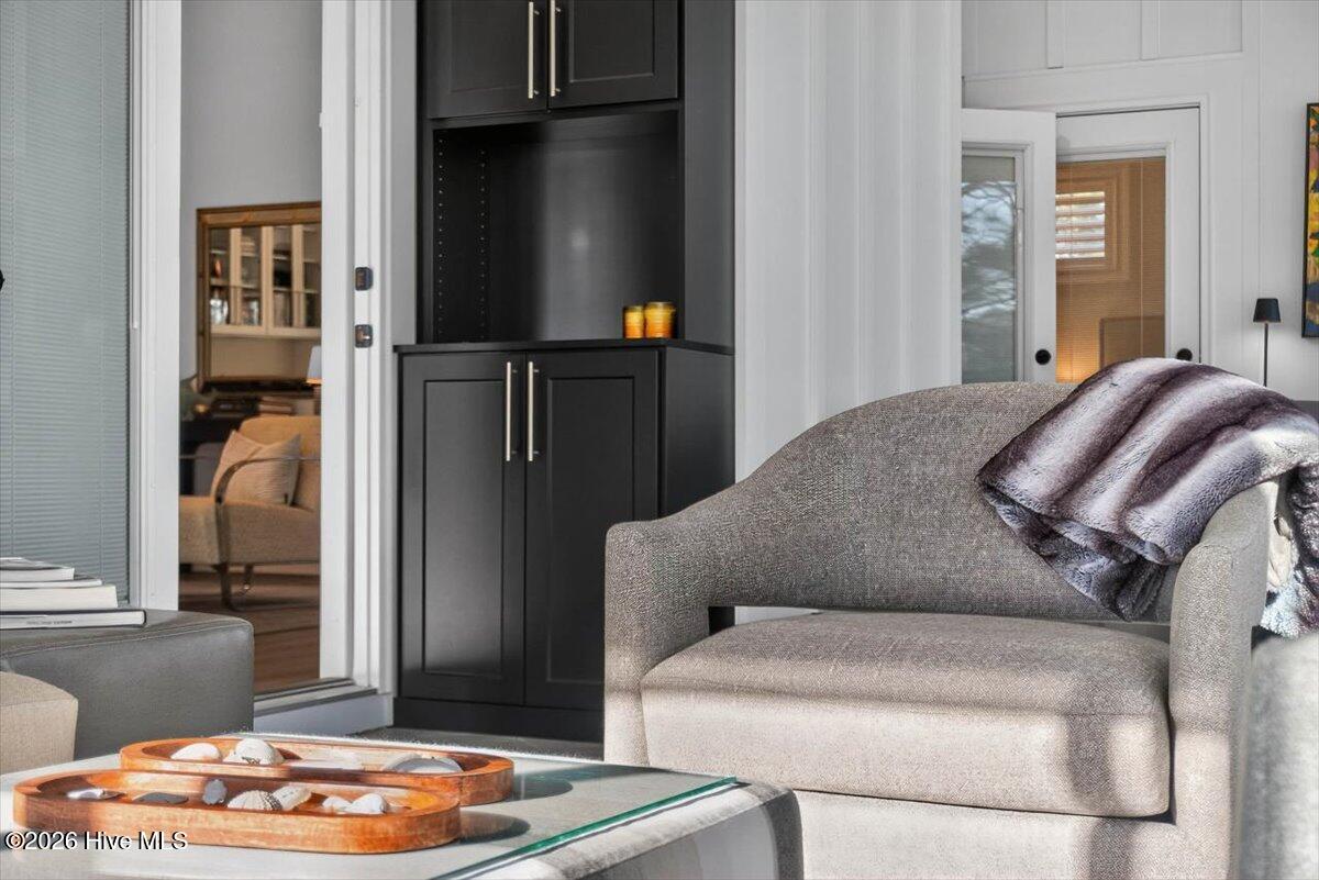 100548349 | Photo 39