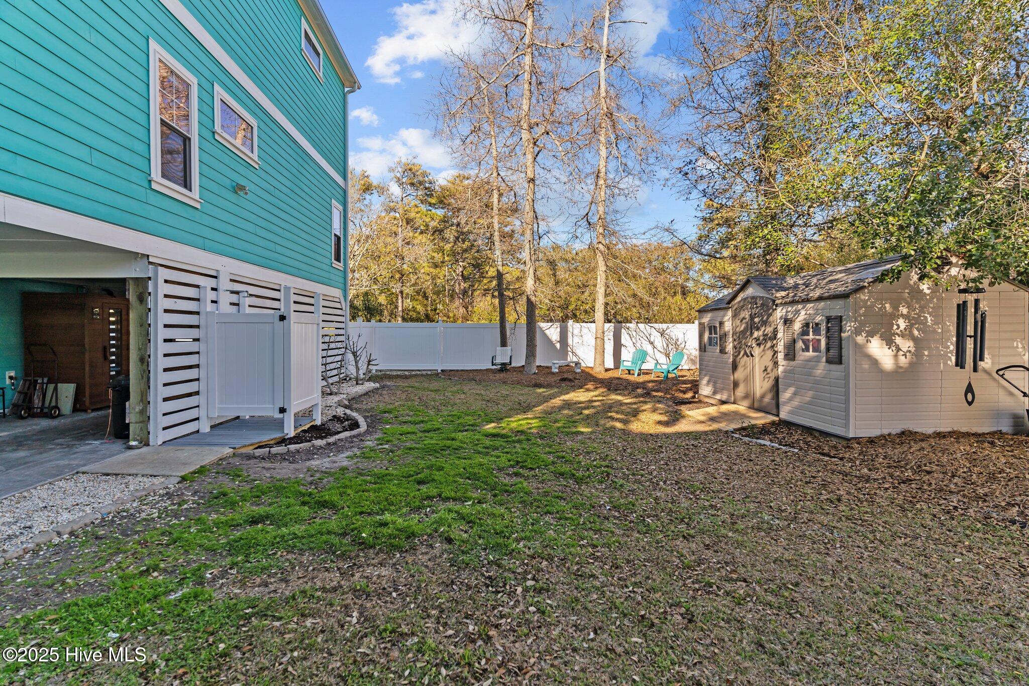 100516737 | Photo 79