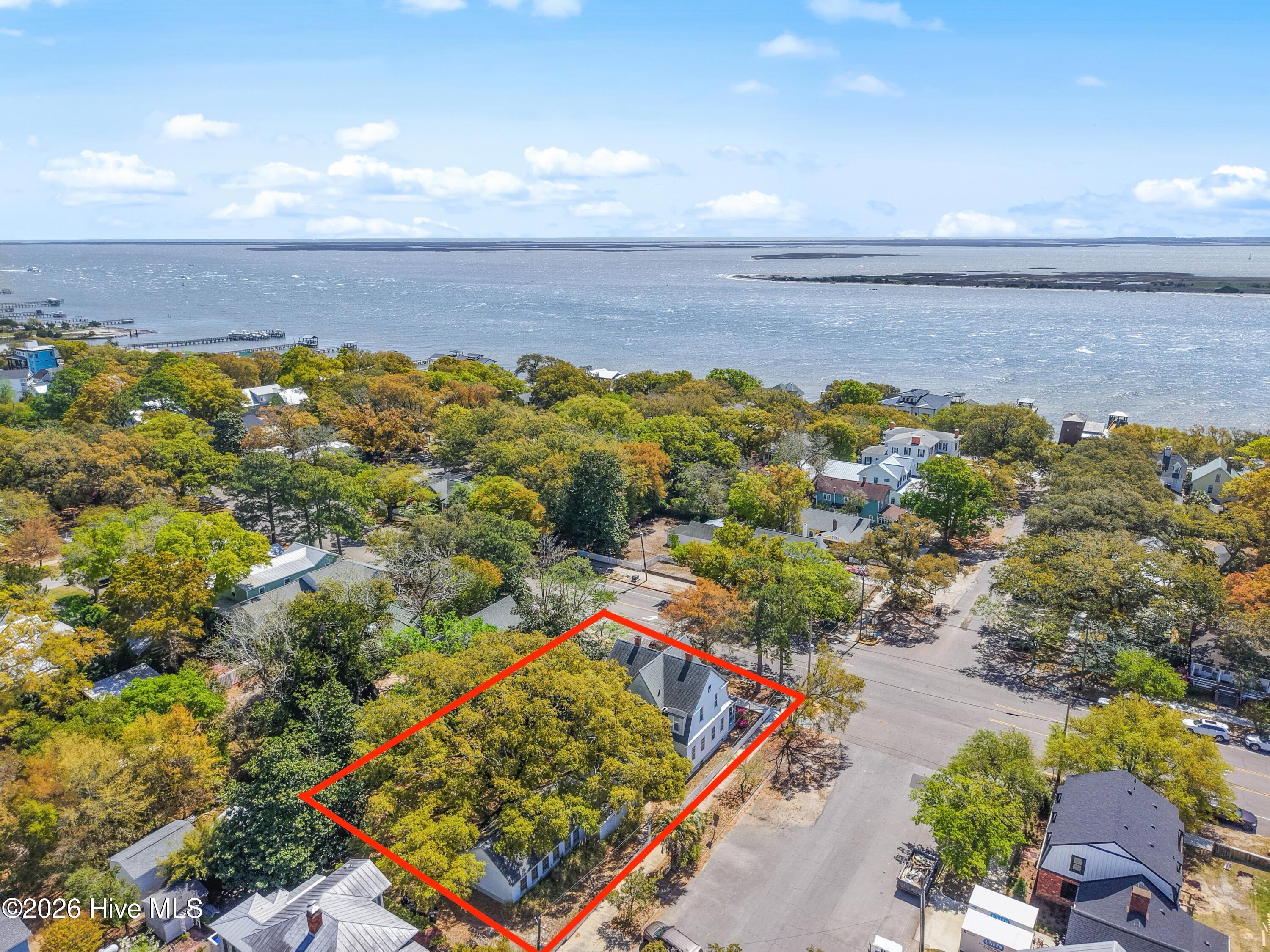 100566206 | Photo 57