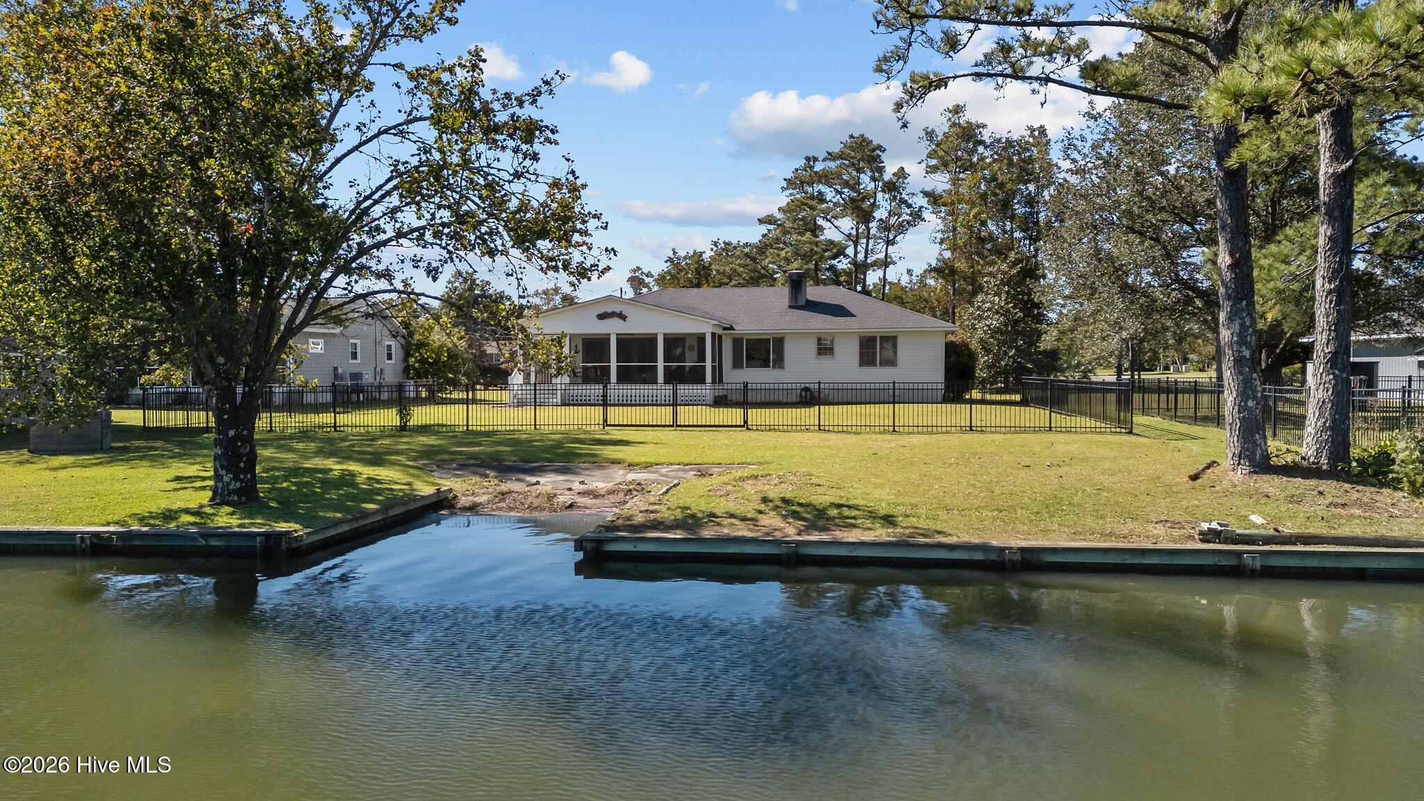 180 Wallace Road,Beaufort