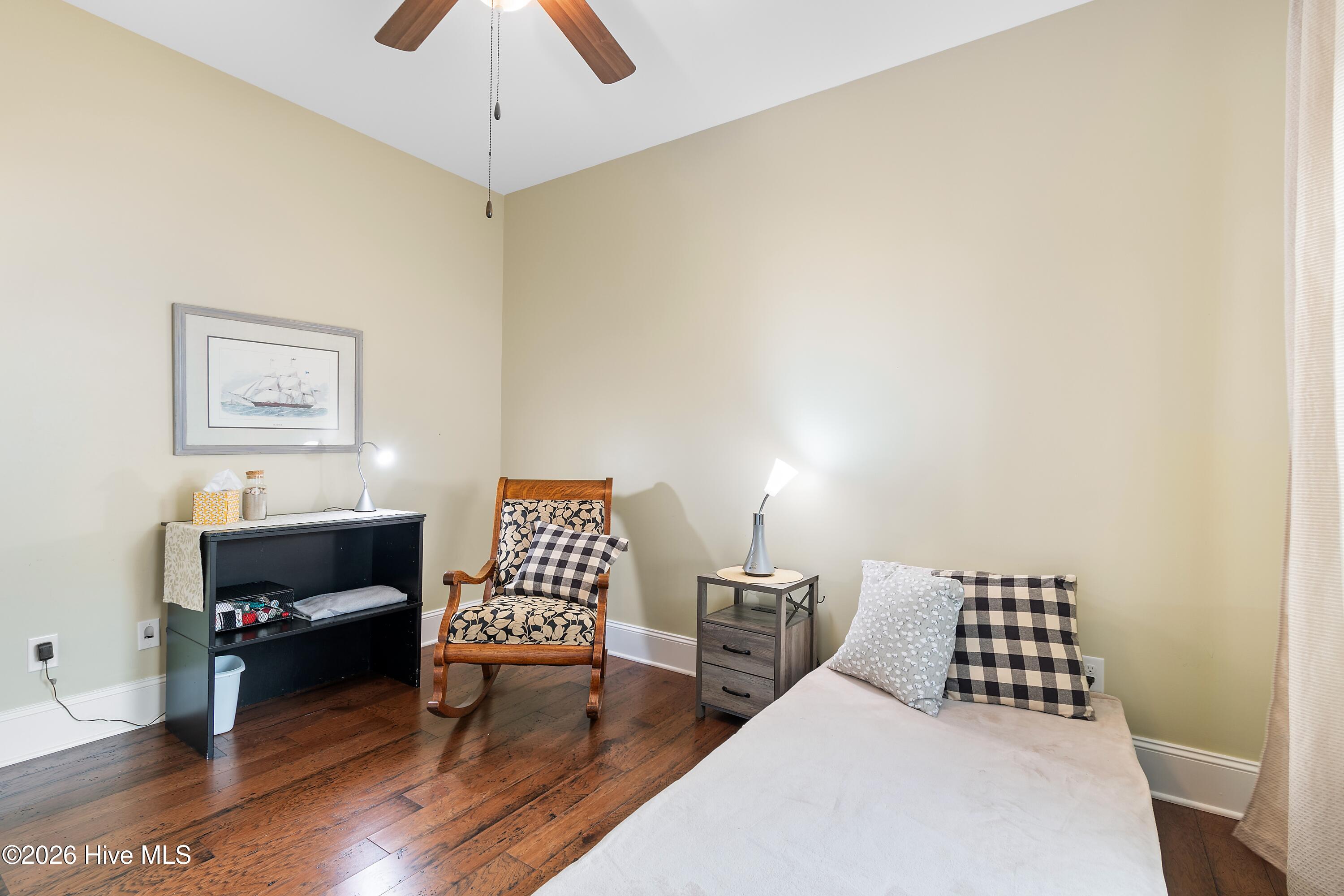 100567092 | Photo 26