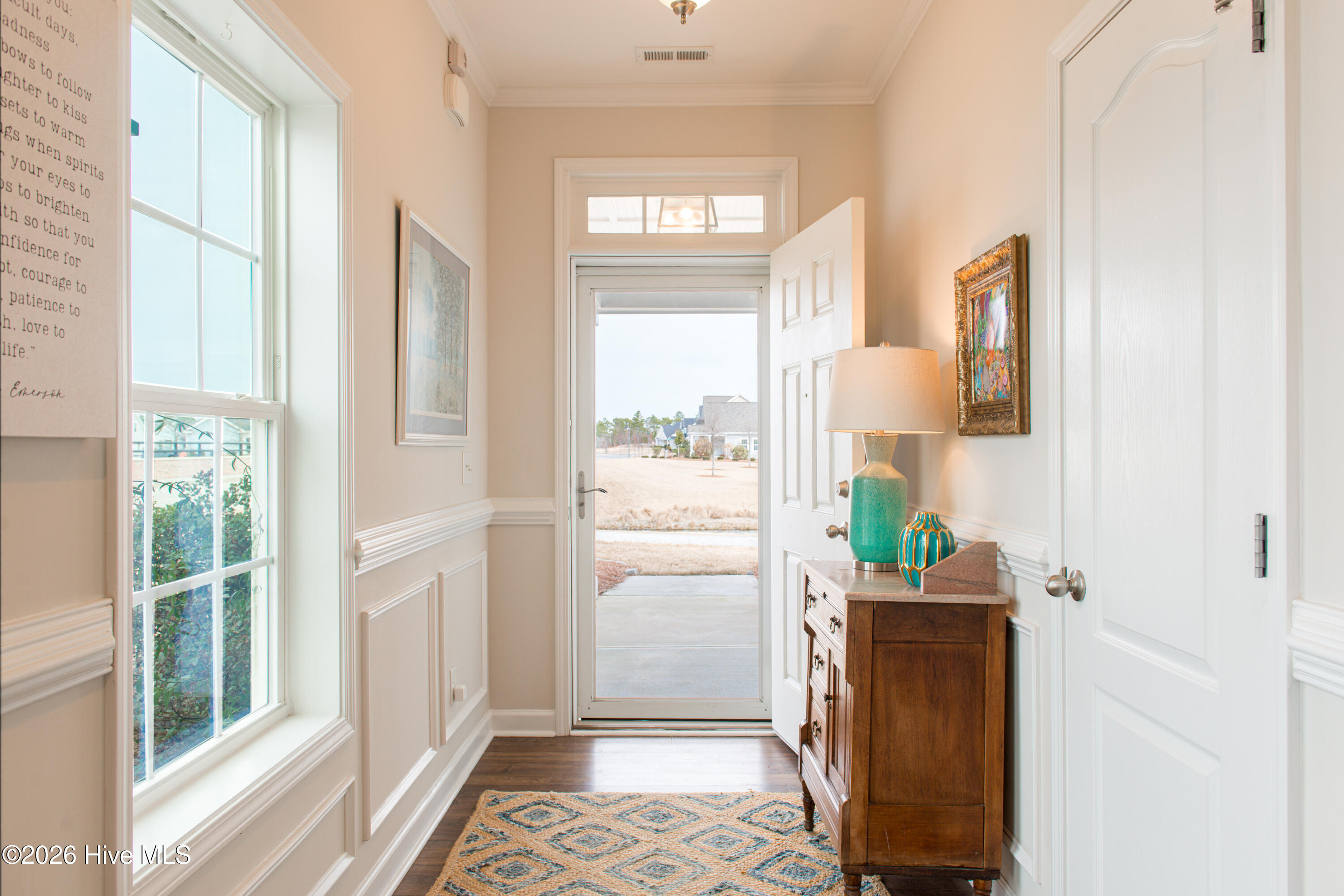 100553432 | Photo 11