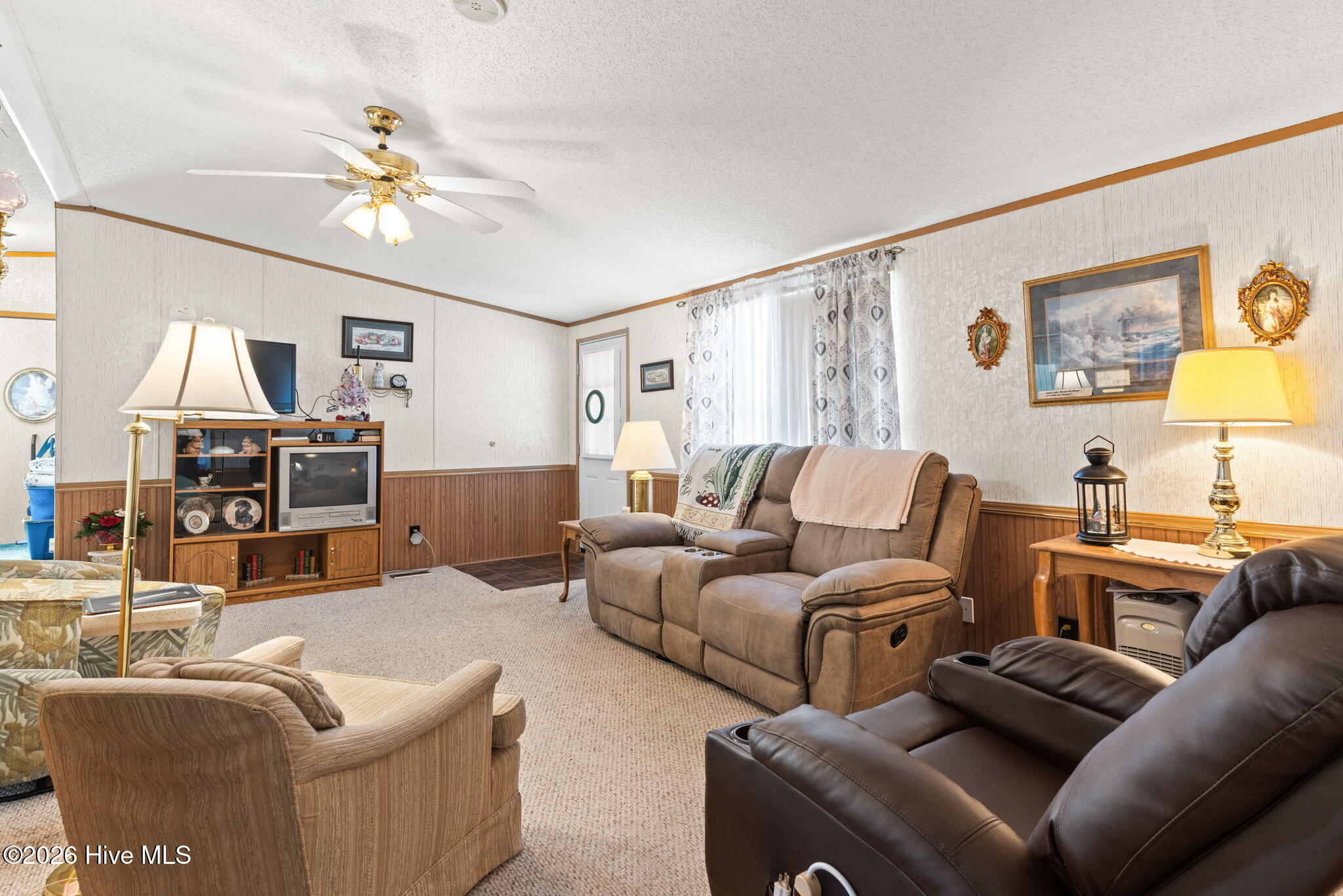 100556527 | Photo 14