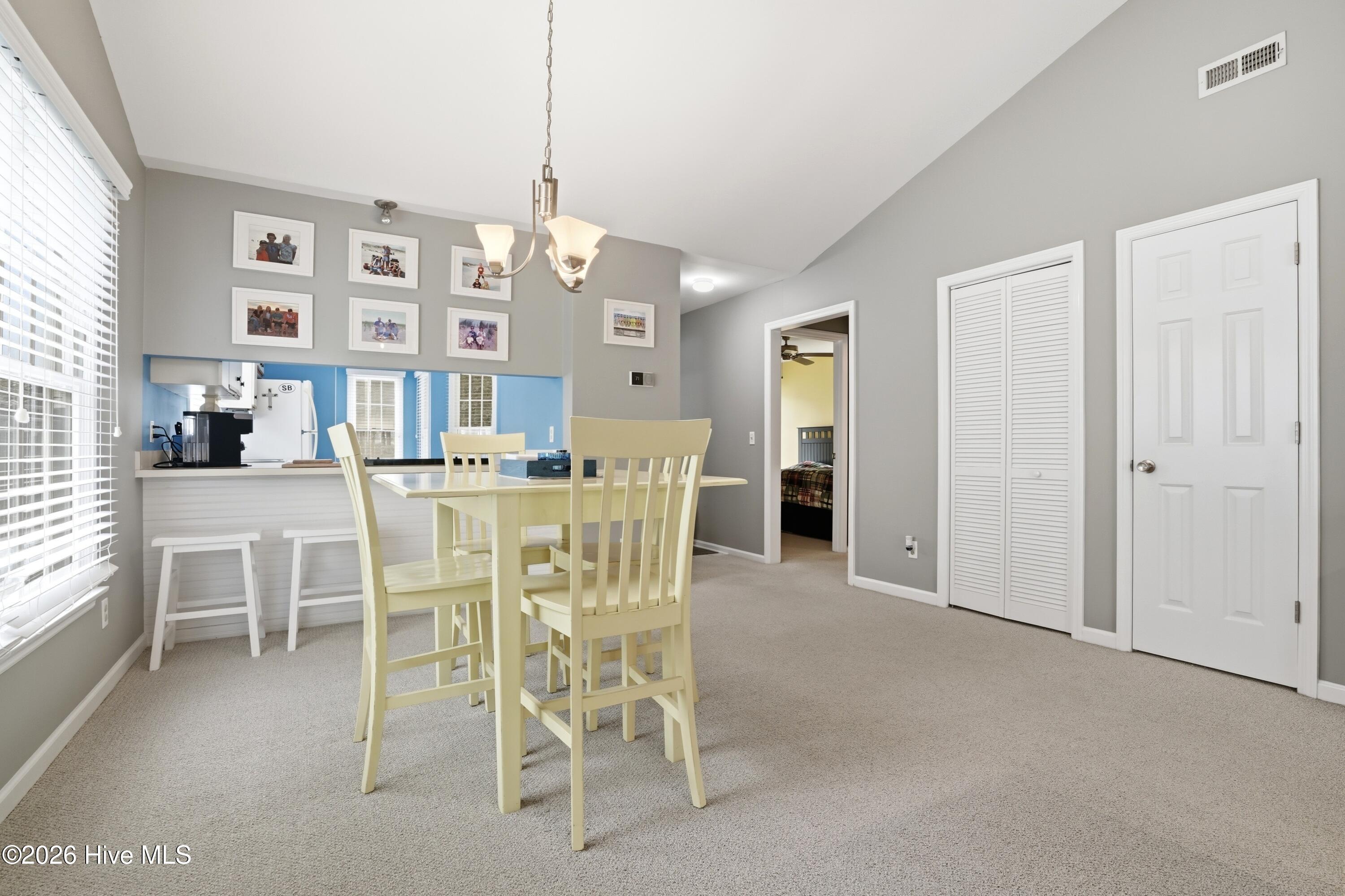 100556629 | Photo 14