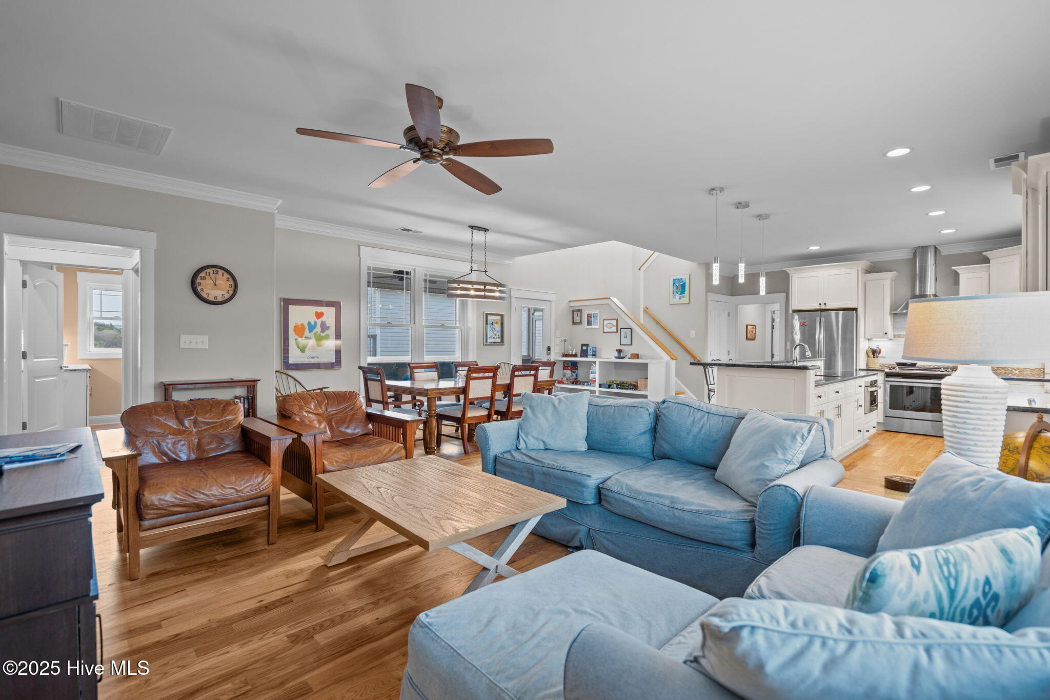 100541907 | Photo 10