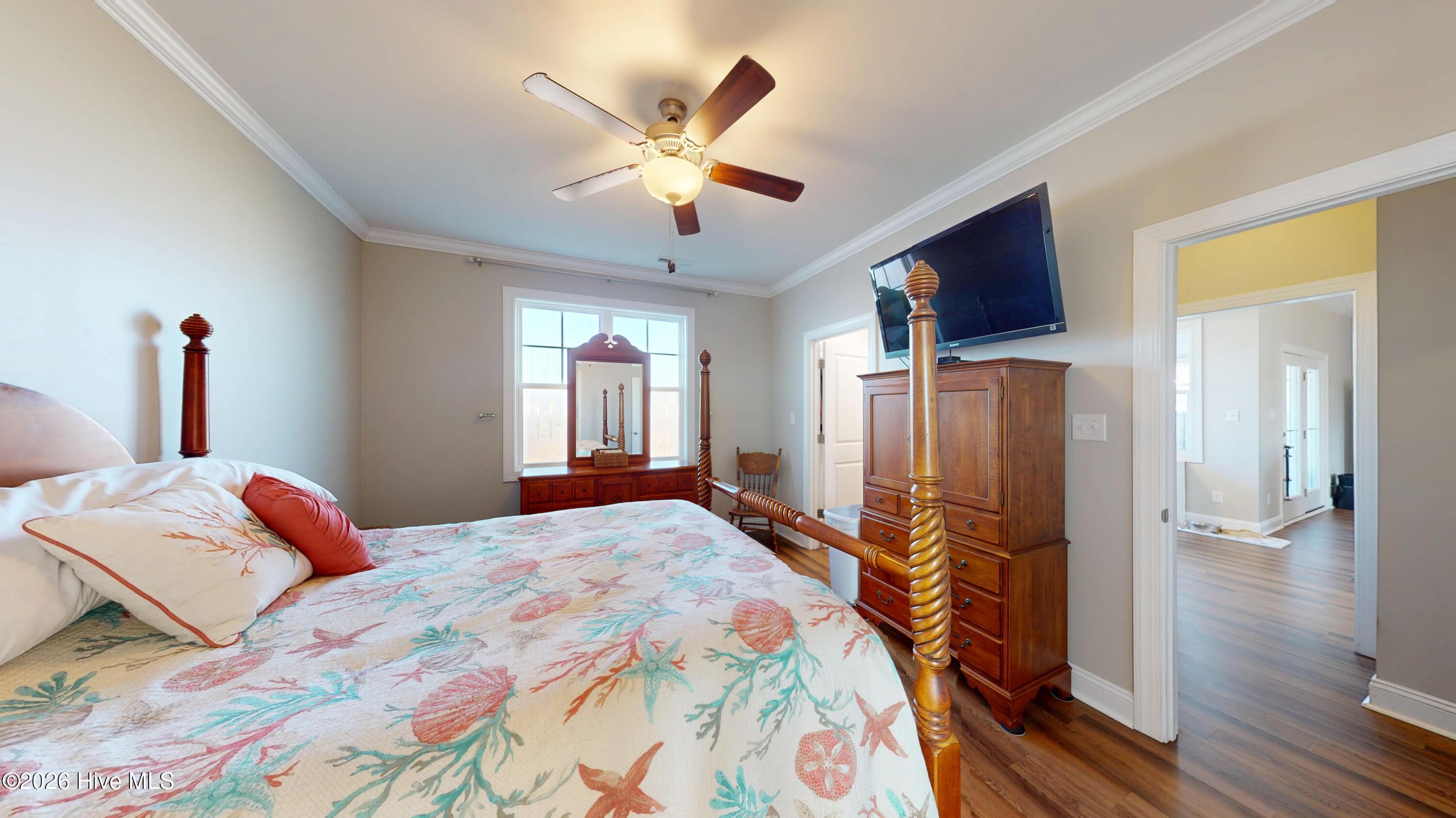 100547102 | Photo 34