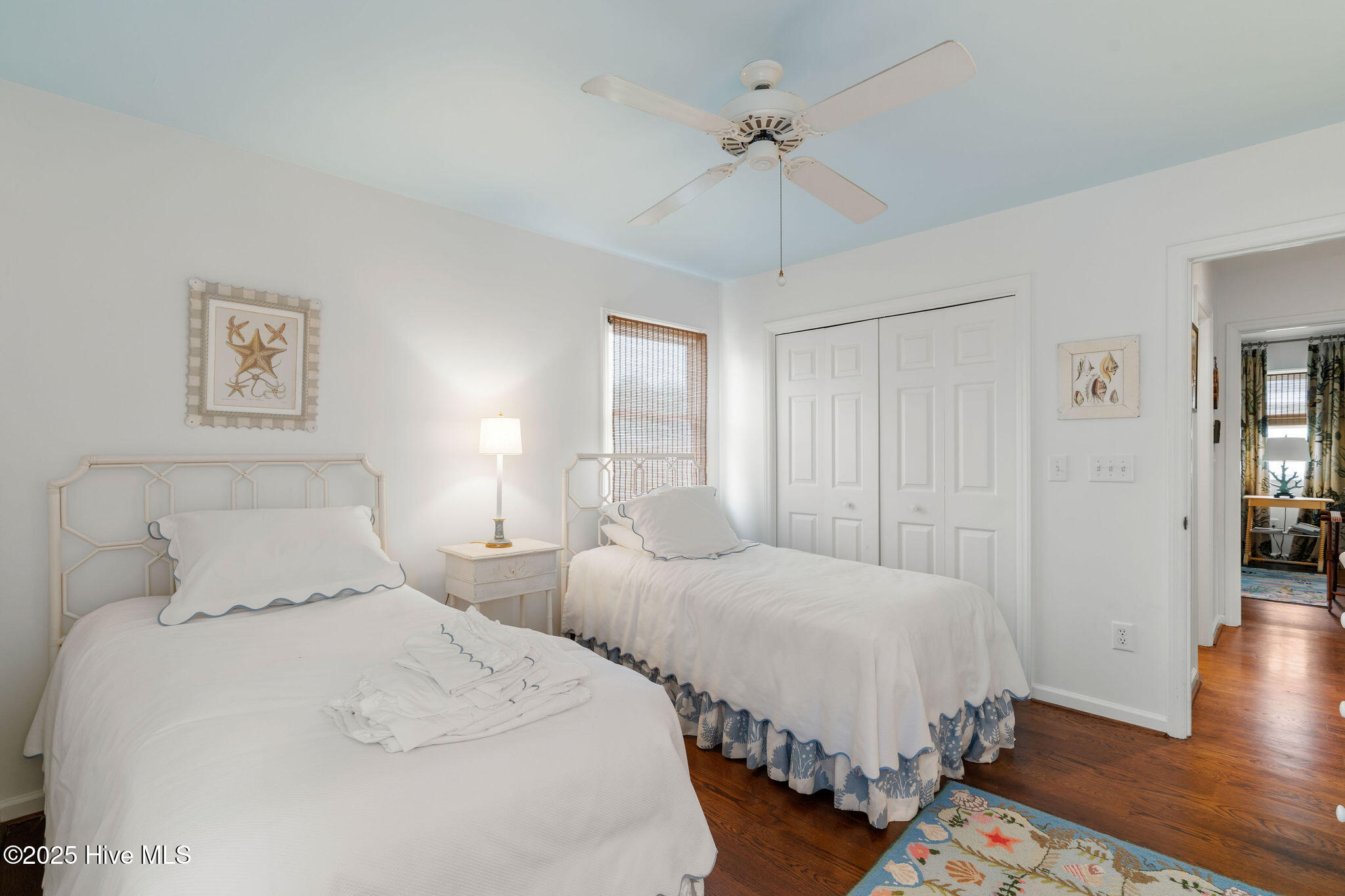 100510595 | Photo 22