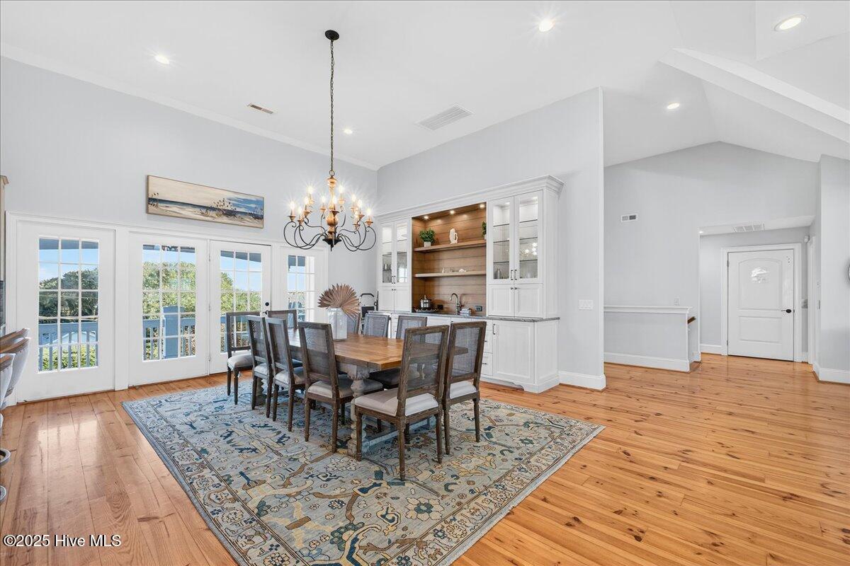 100540926 | Photo 20