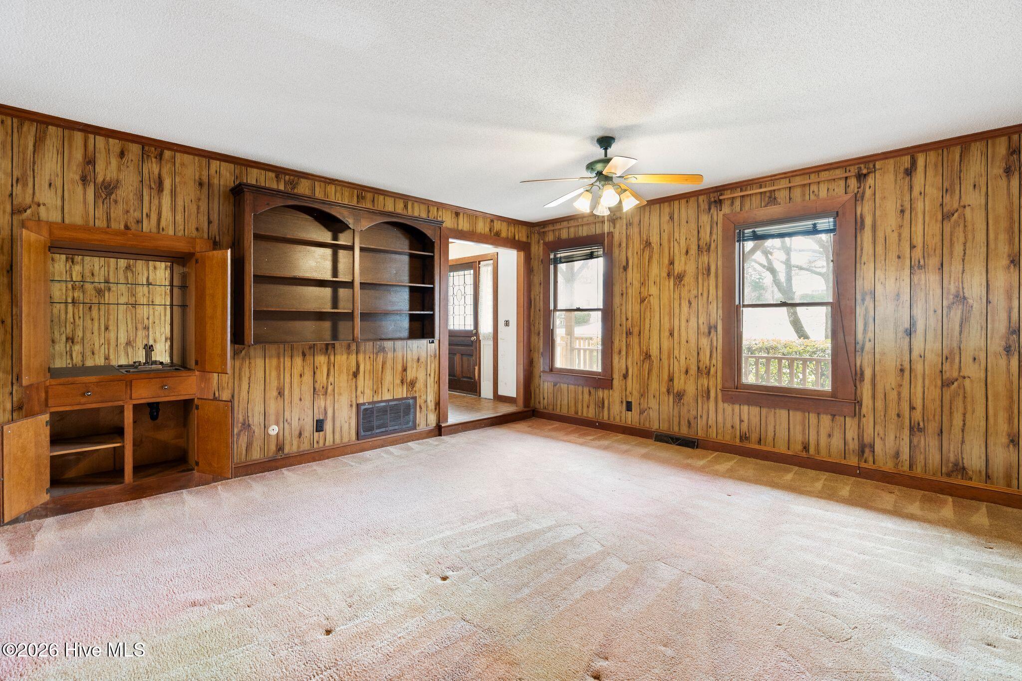 100555910 | Photo 17