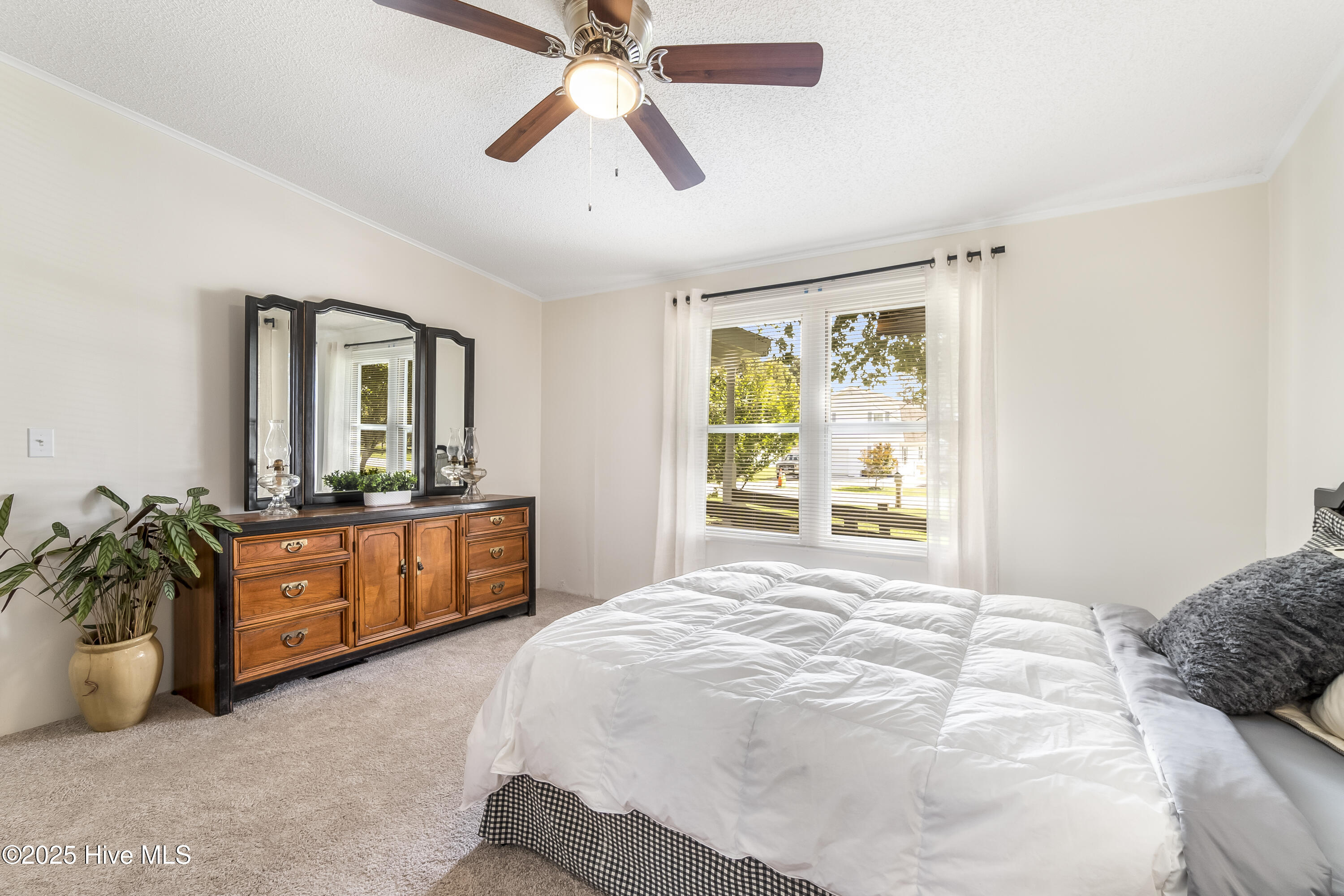 121 Bryan Road, Knott's Island, NC, 27950