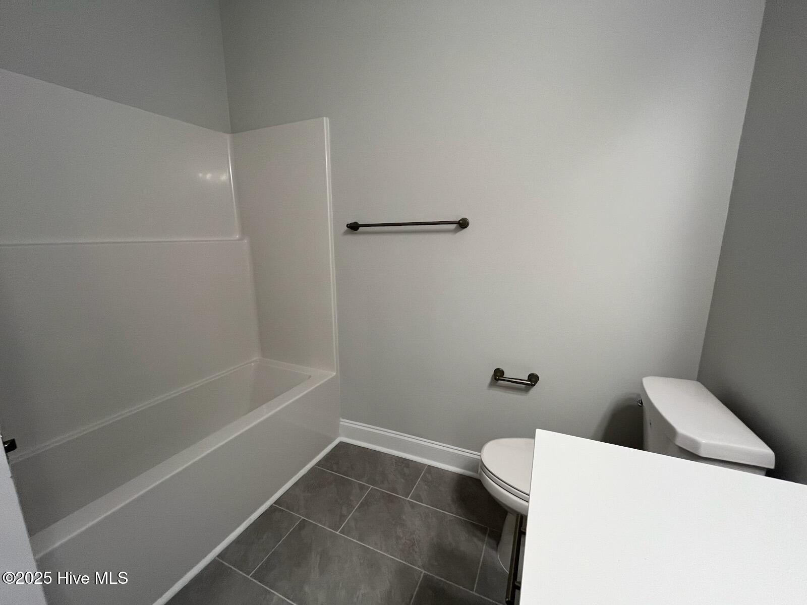 100428148 | Photo 34