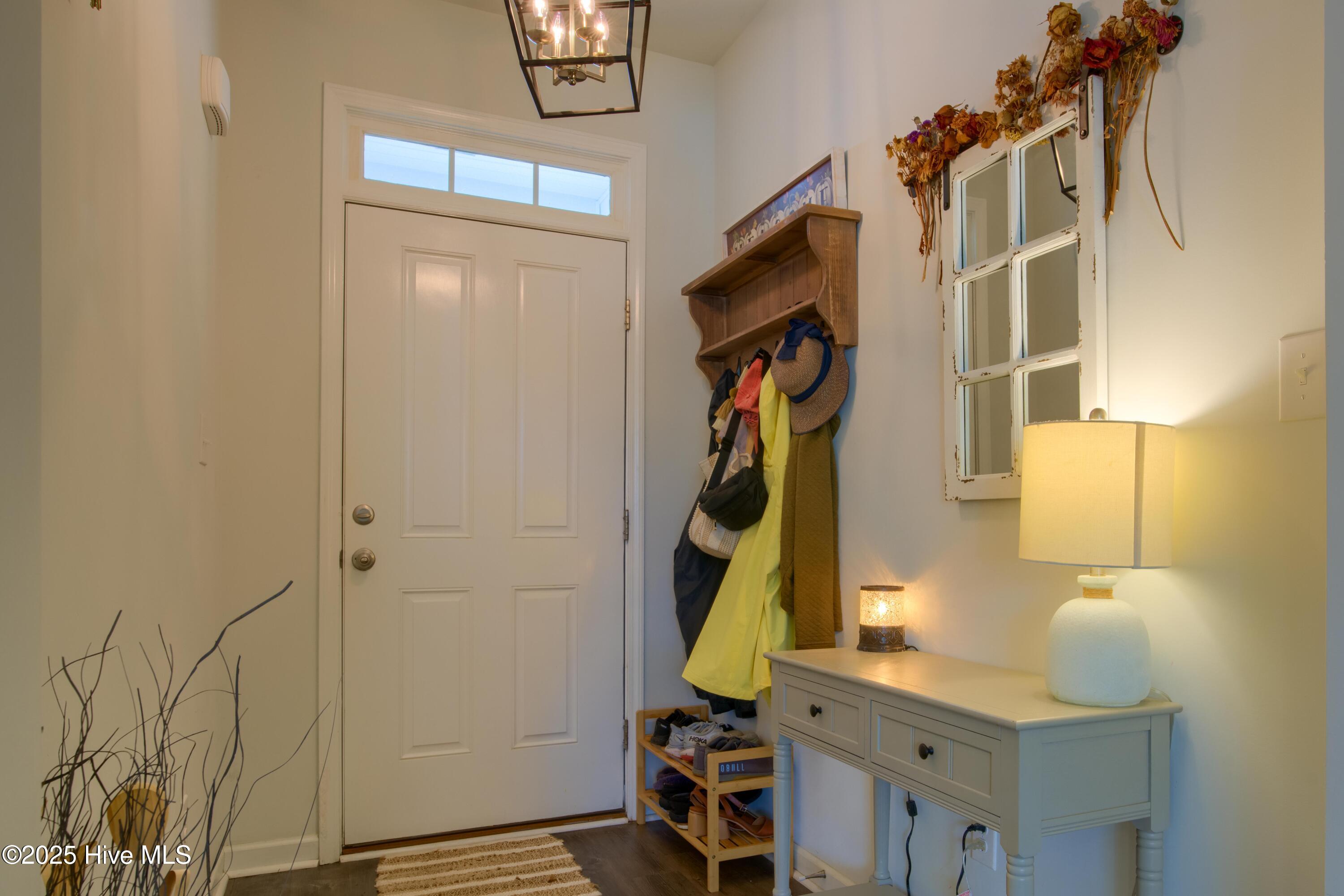 402 Saxby - Interiors_22