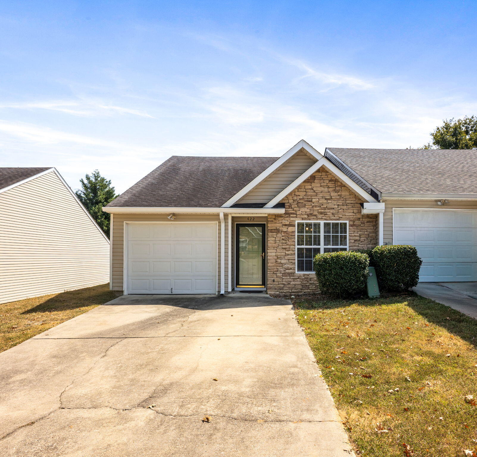 1-web-or-mls-422 Northrop Place-30