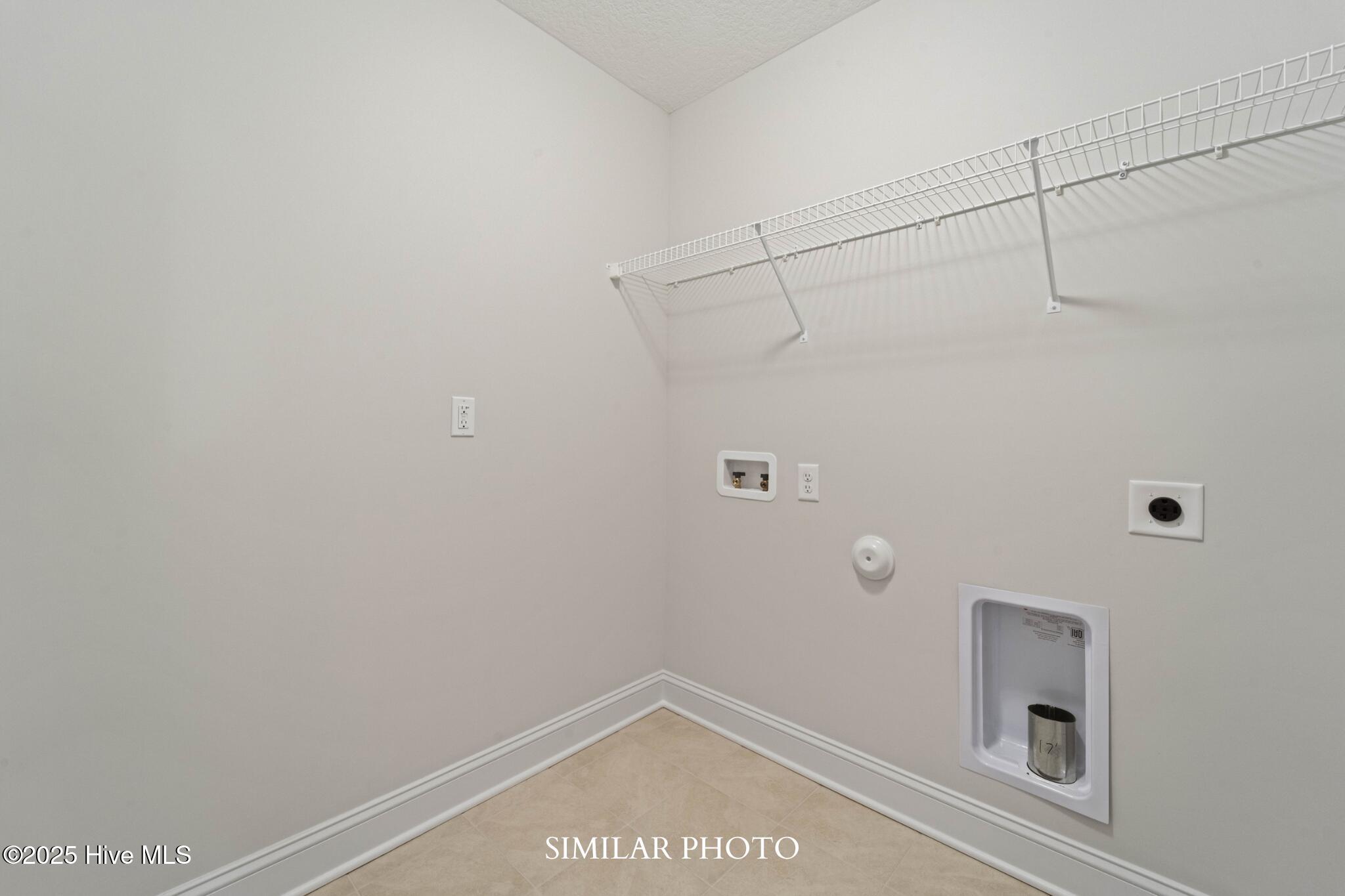 SIMILAR PHOTO 45 (6)