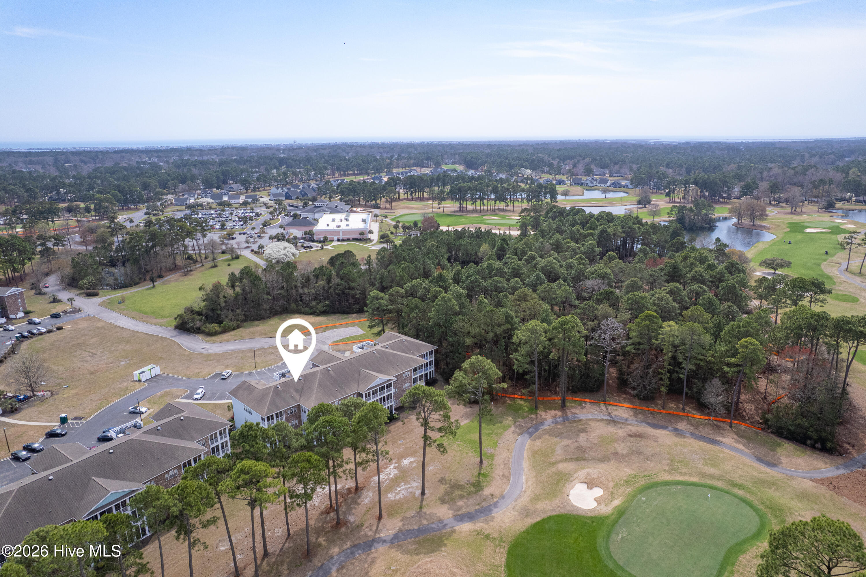 100561043 | Photo 41