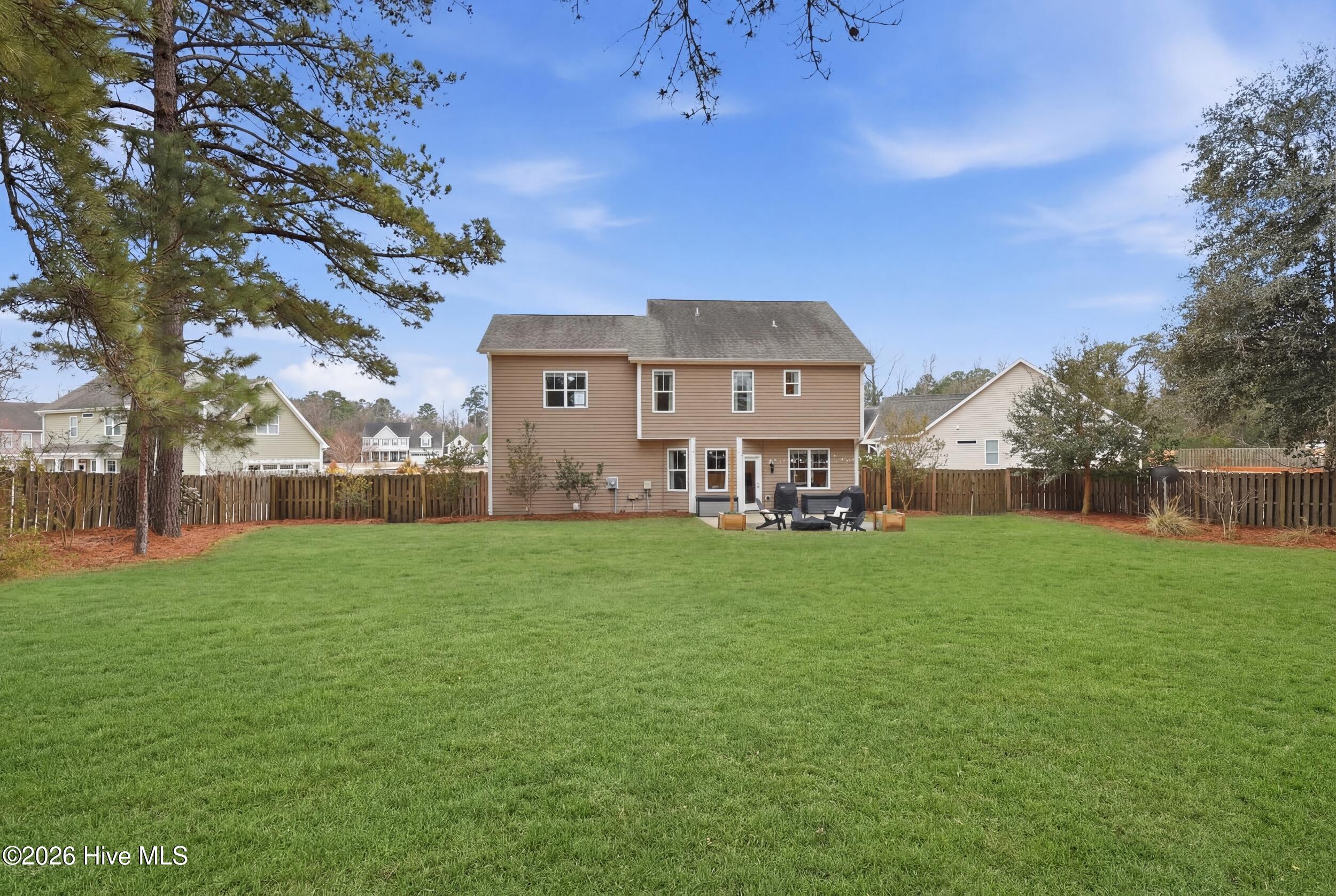 38 Pin Oak Court, Hampstead, NC, 28443