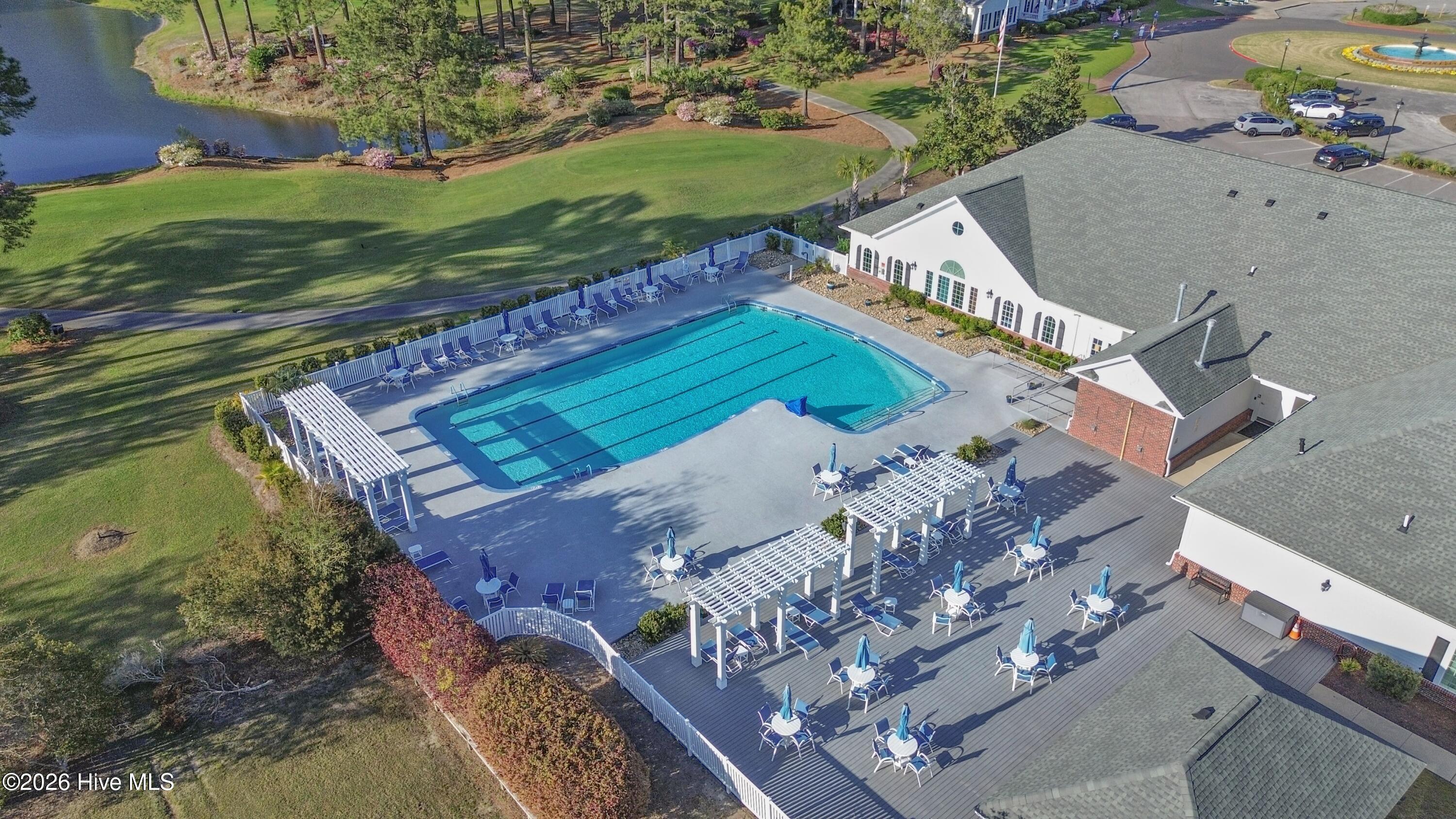 100564906 | Photo 48