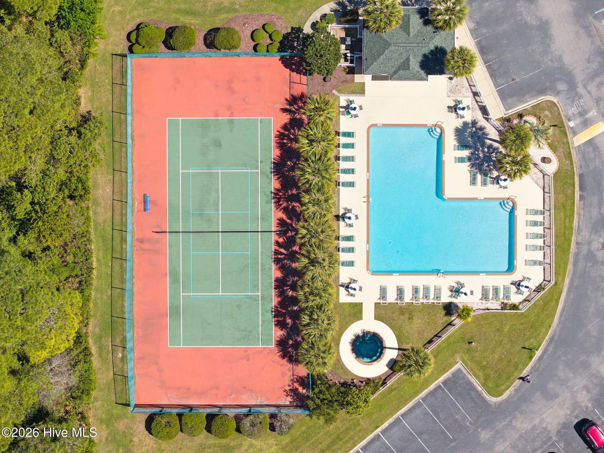 100569221 | Photo 46