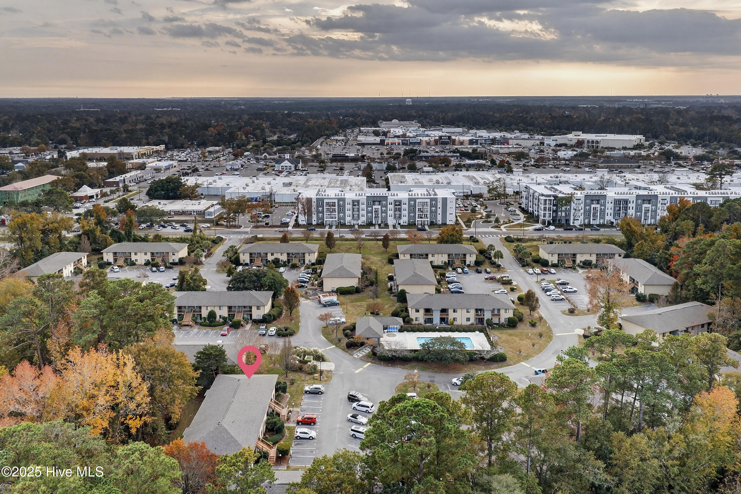 100542776 | Photo 36