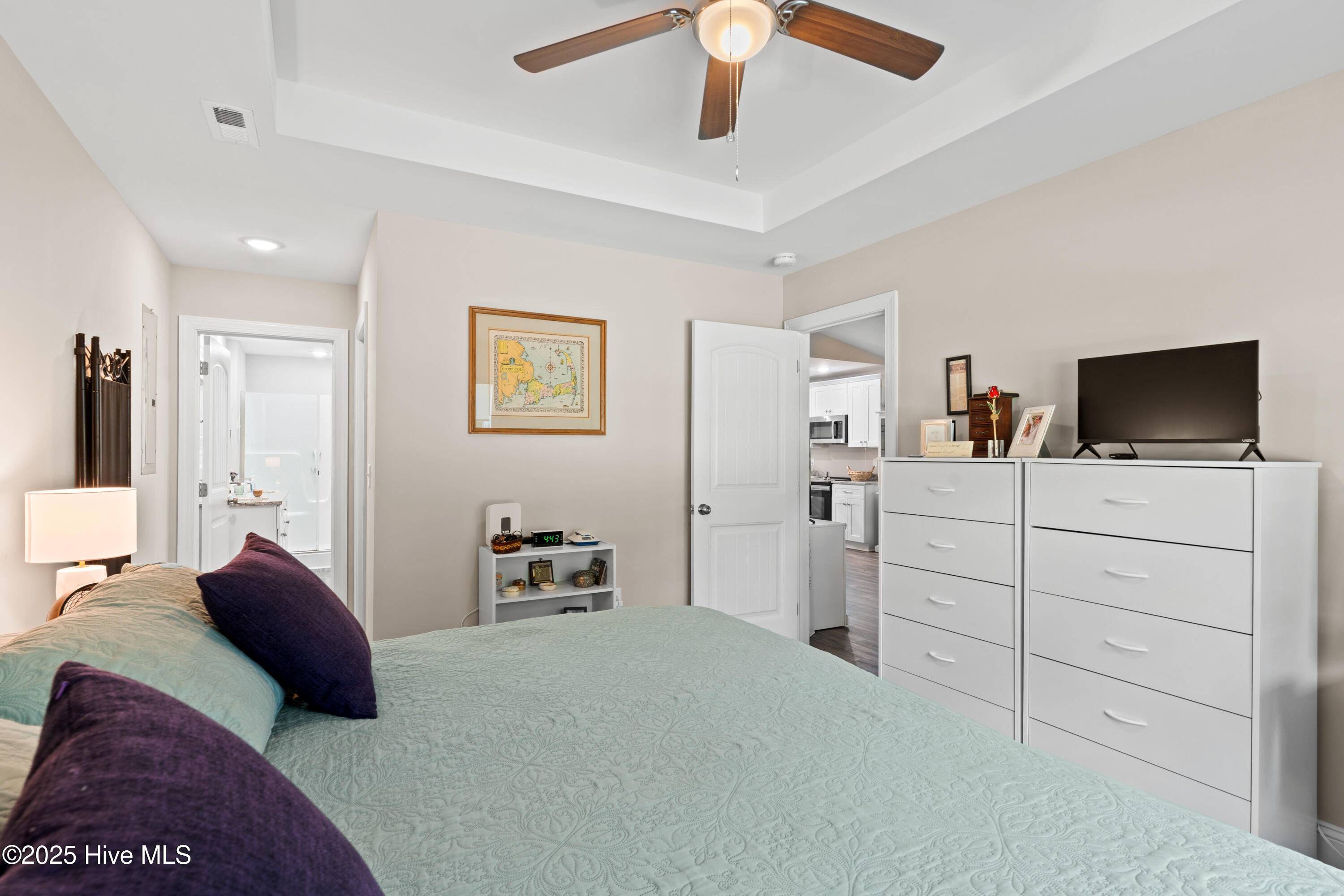 100527918 | Photo 21