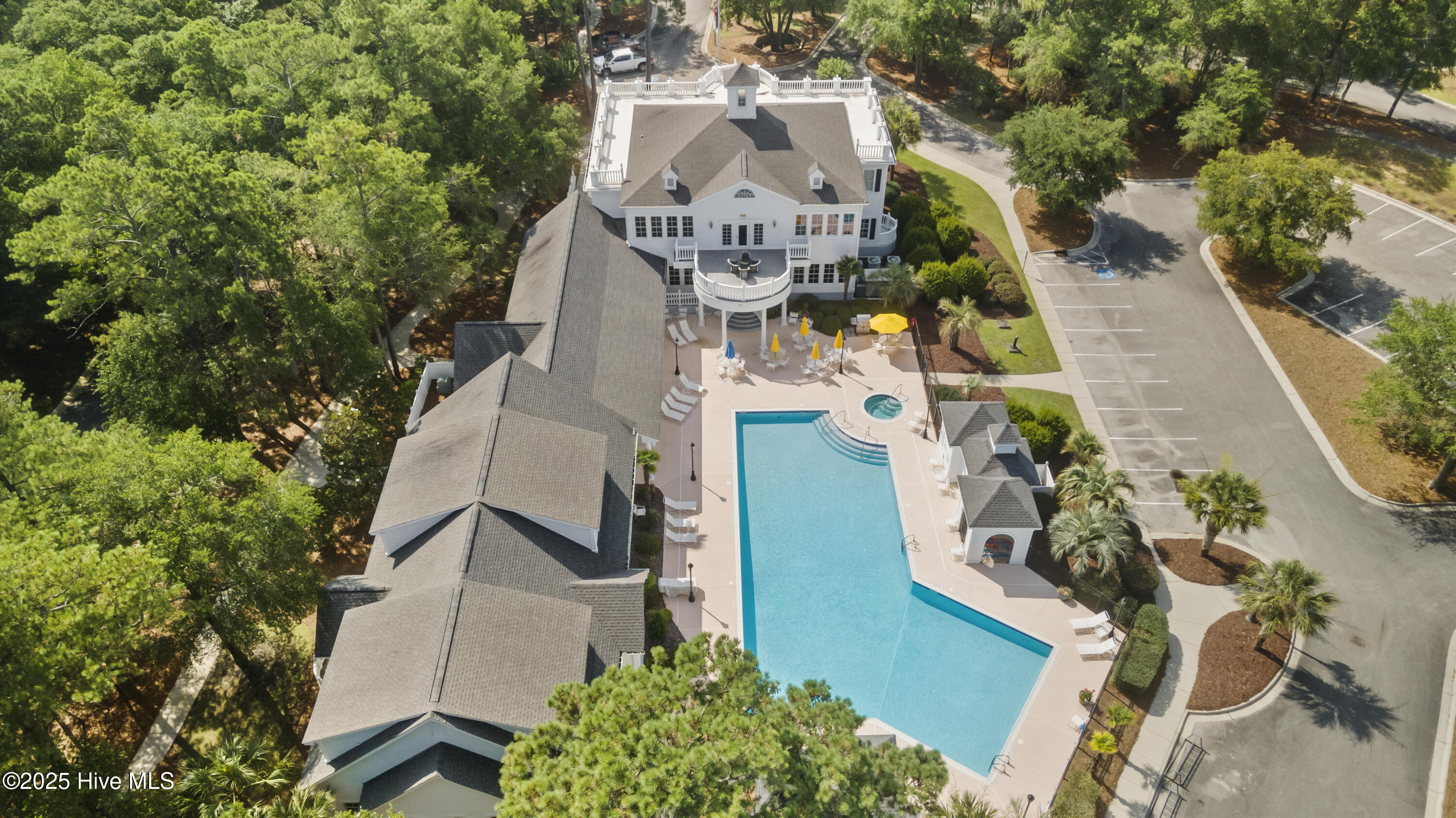 100493964 | Photo 74