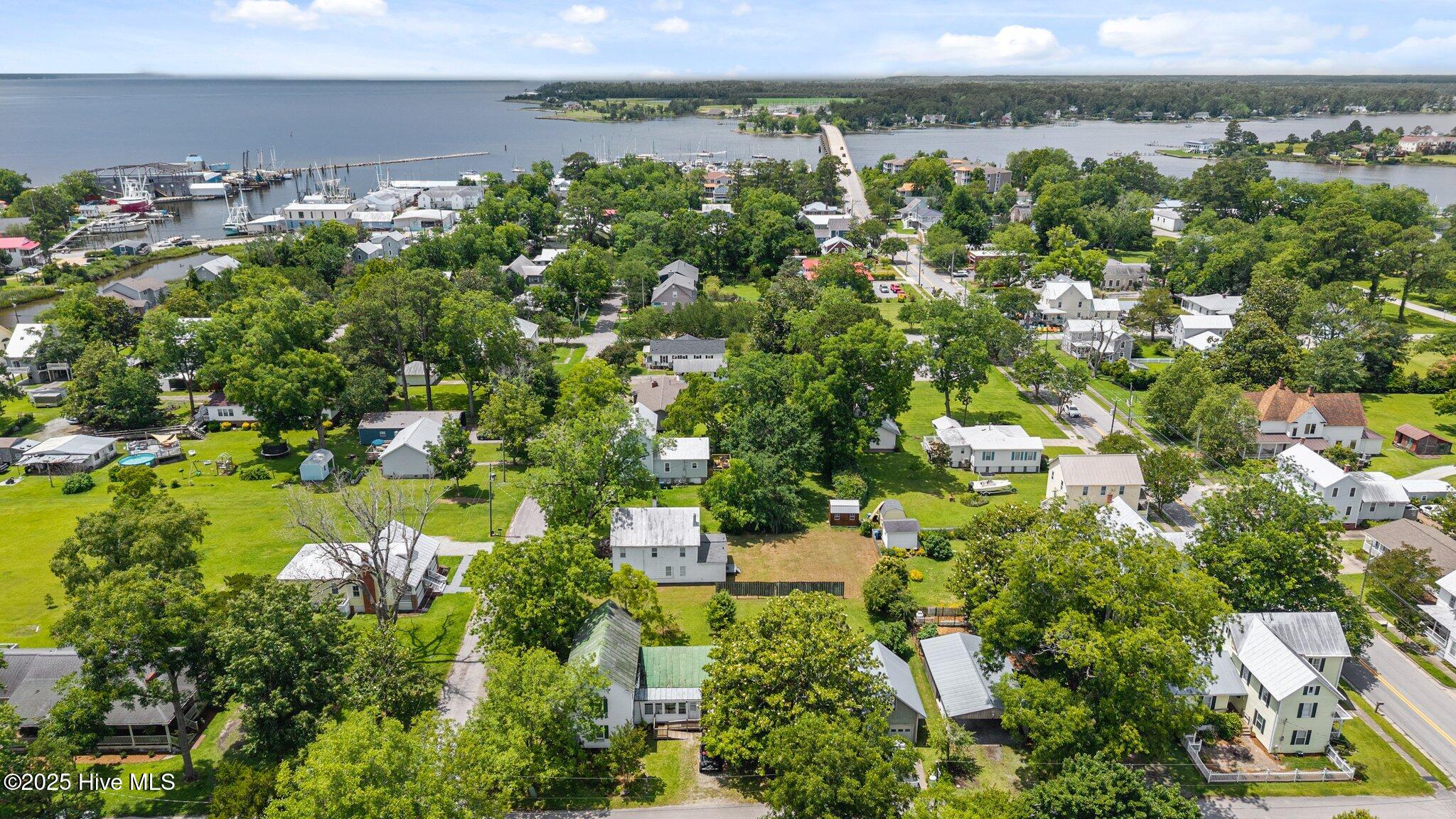 509 Academy Street, Oriental, NC, 28571